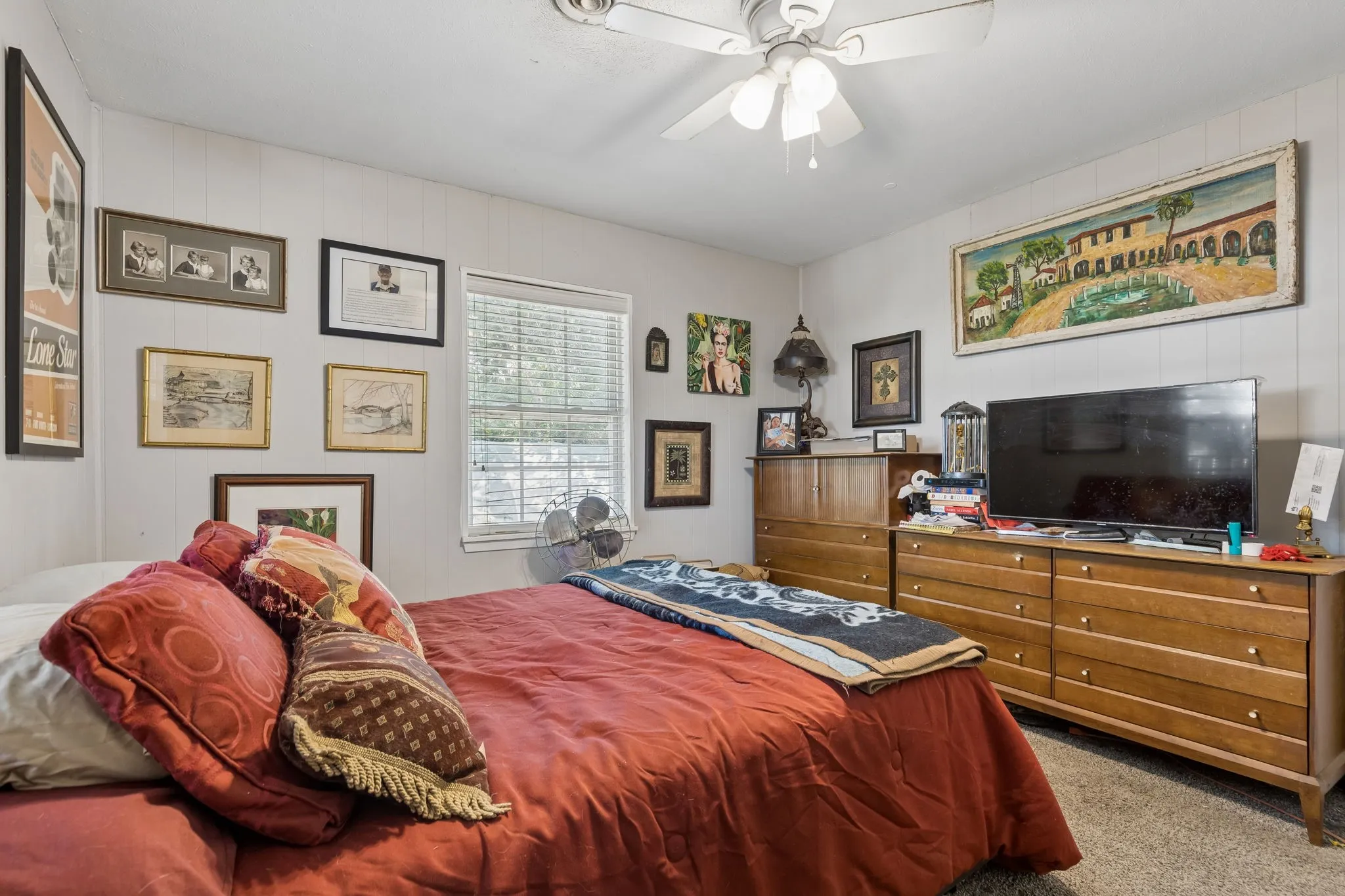 For Sale in Tarrant County , 7705 Navajo Trail 7705, Lake Worth, Texas 76135, 4 Bedrooms, 2 Bathrooms, Garage spaces, 0 Sqft, built in 1966, Price $389,000, mls#21322087, Real Estate Agent in Lake Worth, Homes For Sale in Tarrant county, Homes For Sale in Lake Worth, Realtor in Lake Worth Texas, Real Estate Brokerage Independent Realty Texas, Luminita Cordes Realtor