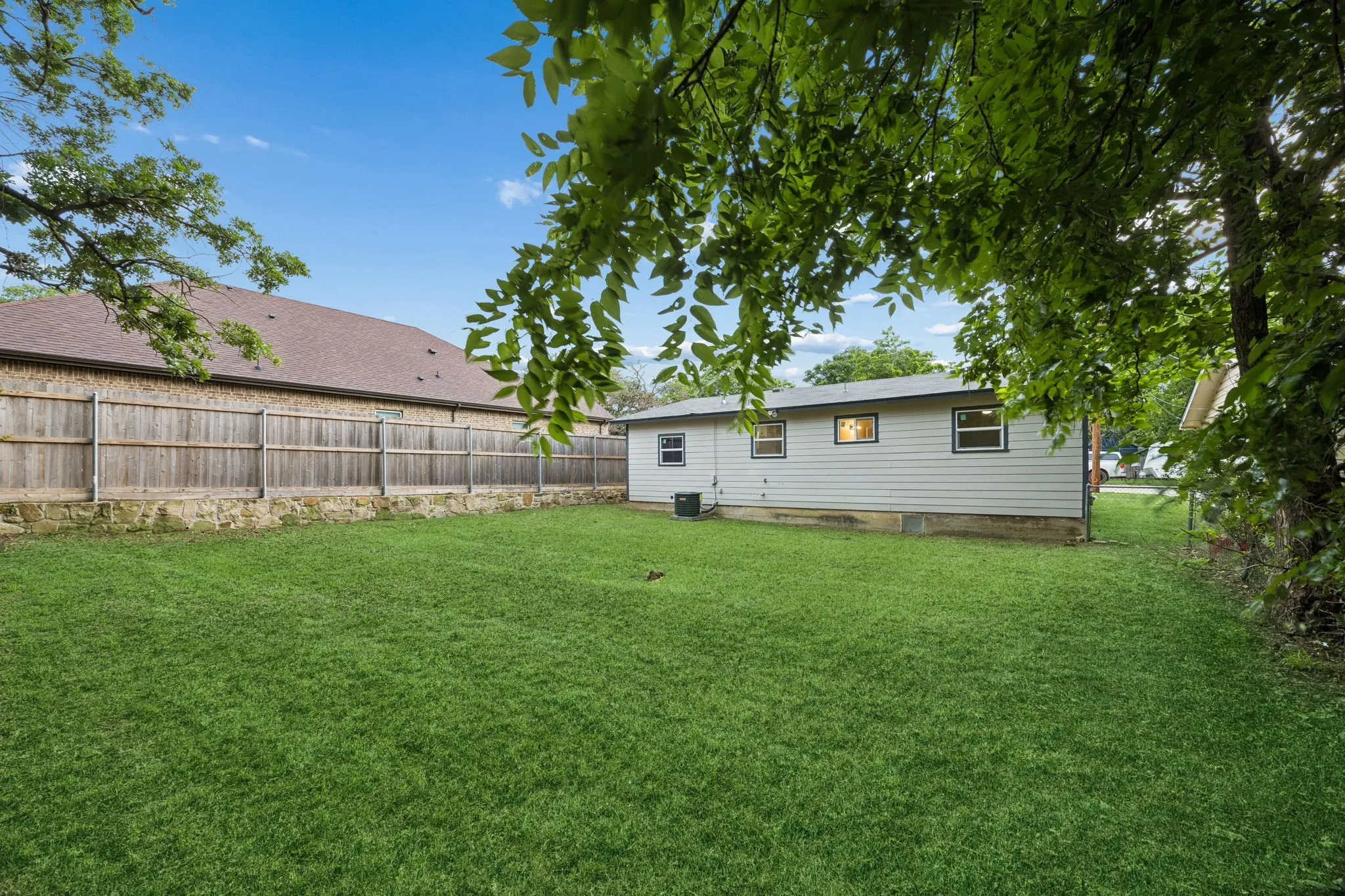 For Sale in Tarrant County , 7705 Navajo Trail 7705, Lake Worth, Texas 76135, 4 Bedrooms, 2 Bathrooms, Garage spaces, 0 Sqft, built in 1966, Price $389,000, mls#21322087, Real Estate Agent in Lake Worth, Homes For Sale in Tarrant county, Homes For Sale in Lake Worth, Realtor in Lake Worth Texas, Real Estate Brokerage Independent Realty Texas, Luminita Cordes Realtor