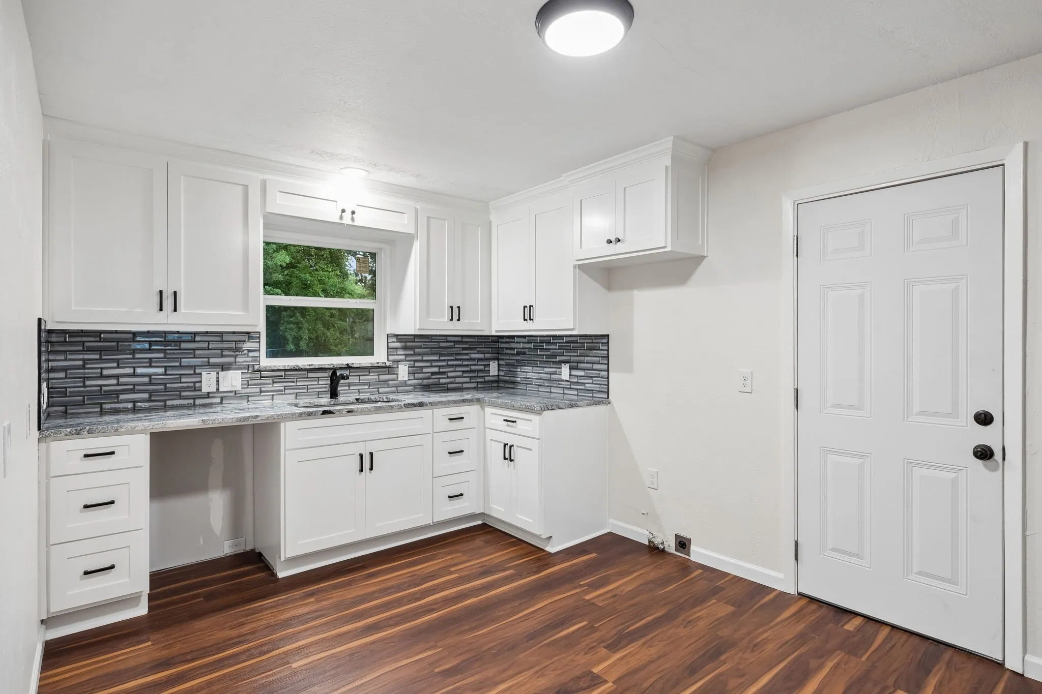 For Sale in Tarrant County , 7705 Navajo Trail 7705, Lake Worth, Texas 76135, 4 Bedrooms, 2 Bathrooms, Garage spaces, 0 Sqft, built in 1966, Price $389,000, mls#21322087, Real Estate Agent in Lake Worth, Homes For Sale in Tarrant county, Homes For Sale in Lake Worth, Realtor in Lake Worth Texas, Real Estate Brokerage Independent Realty Texas, Luminita Cordes Realtor