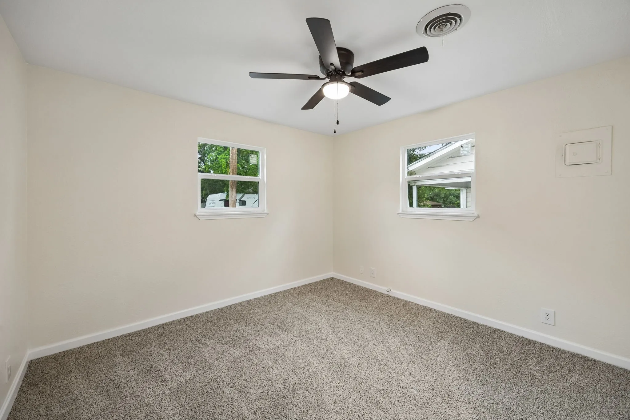 For Sale in Tarrant County , 7705 Navajo Trail 7705, Lake Worth, Texas 76135, 4 Bedrooms, 2 Bathrooms, Garage spaces, 0 Sqft, built in 1966, Price $389,000, mls#21322087, Real Estate Agent in Lake Worth, Homes For Sale in Tarrant county, Homes For Sale in Lake Worth, Realtor in Lake Worth Texas, Real Estate Brokerage Independent Realty Texas, Luminita Cordes Realtor