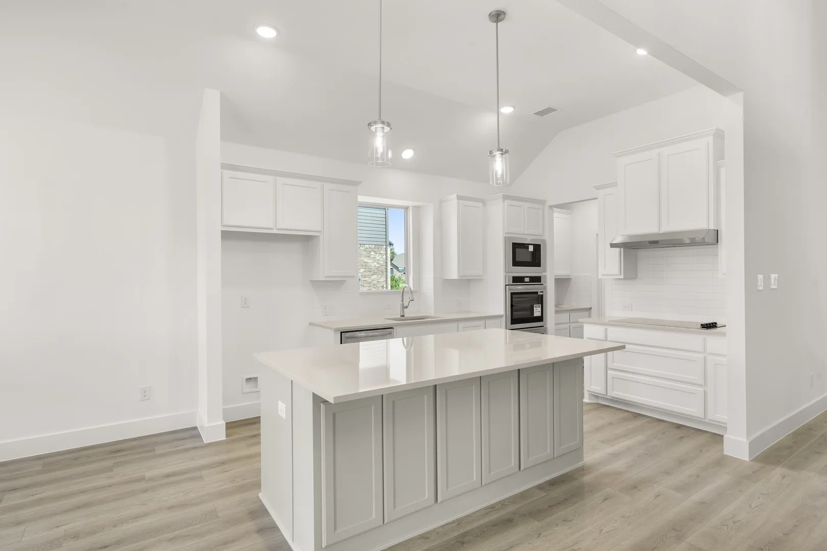 1826 Chadwick- Kitchen-2