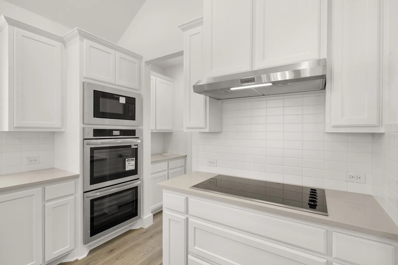 1826 Chadwick- Kitchen-4
