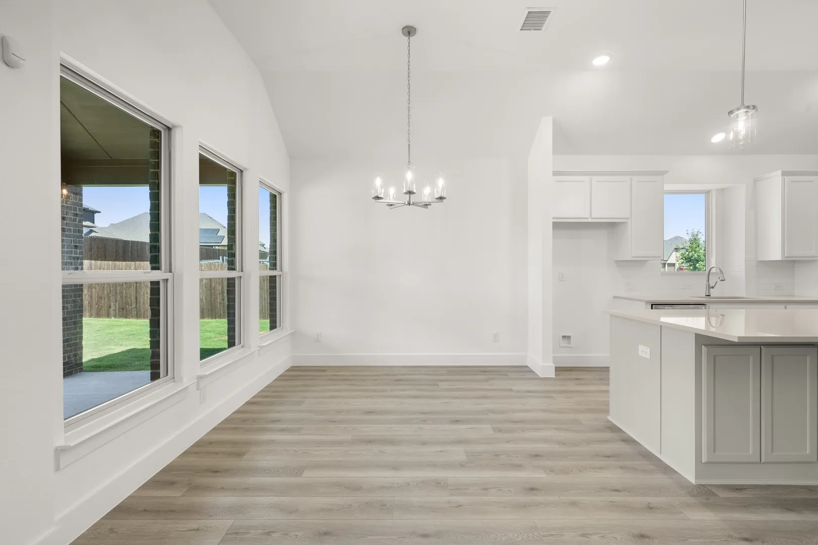 1826 Chadwick- Nook