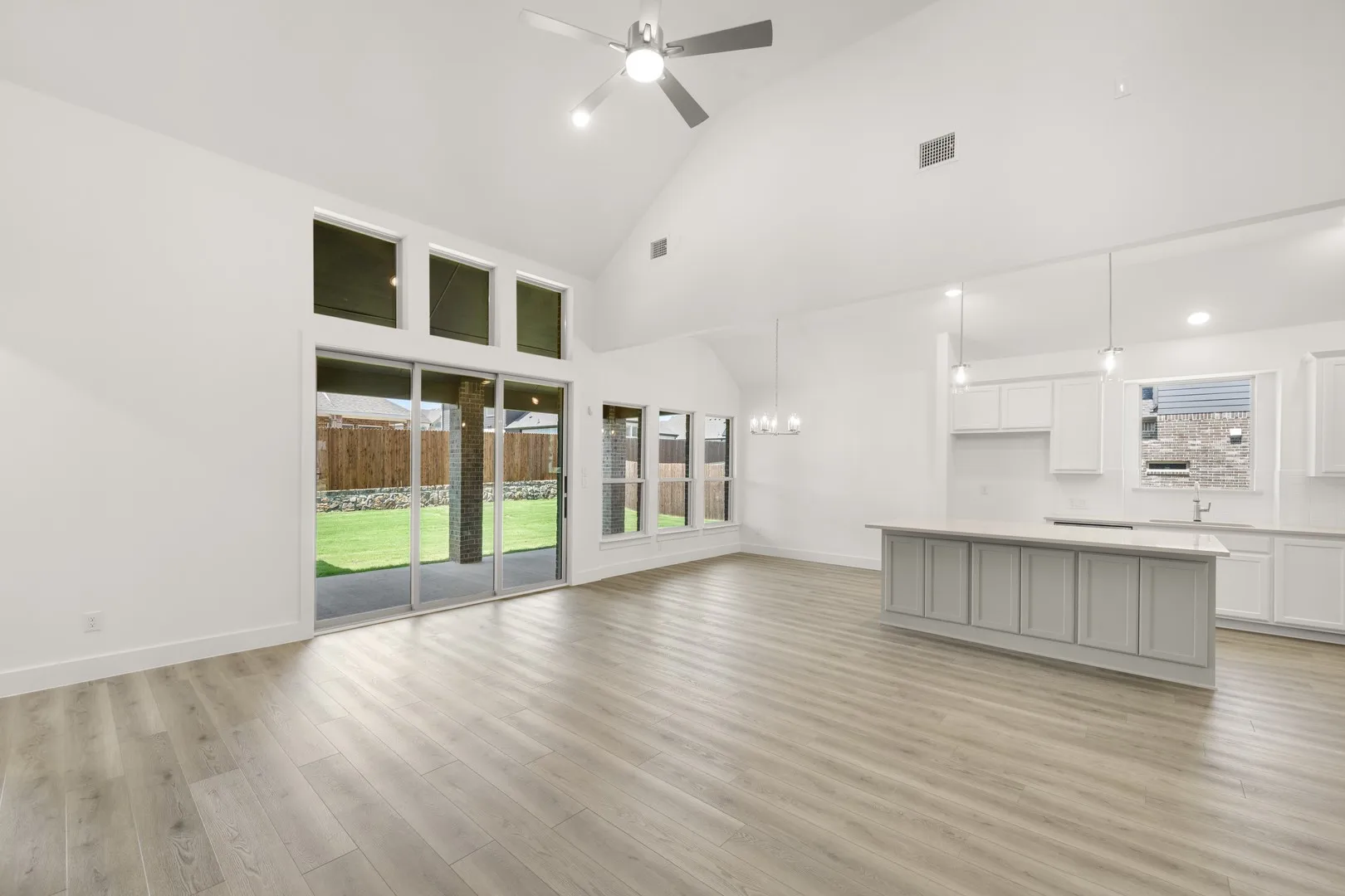 1826 Chadwick- Living Room-2
