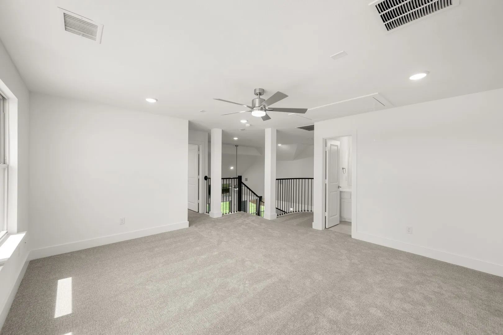 Single Family Residence For Sale in Dallas County , 1826 Chadwick Drive, Cedar Hill, Texas 75104, 5 Bedroom, 4 Bathroom, 2 Garage spaces, 2,728 Sqft, built in 2026, mls#21322066, Real Estate Agent in Cedar Hill, Homes For Sale in Dallas county, Homes For Sale in Cedar Hill, Realtor in Cedar Hill Texas, Real Estate Brokerage Independent Realty Texas, Luminita Cordes Realtor