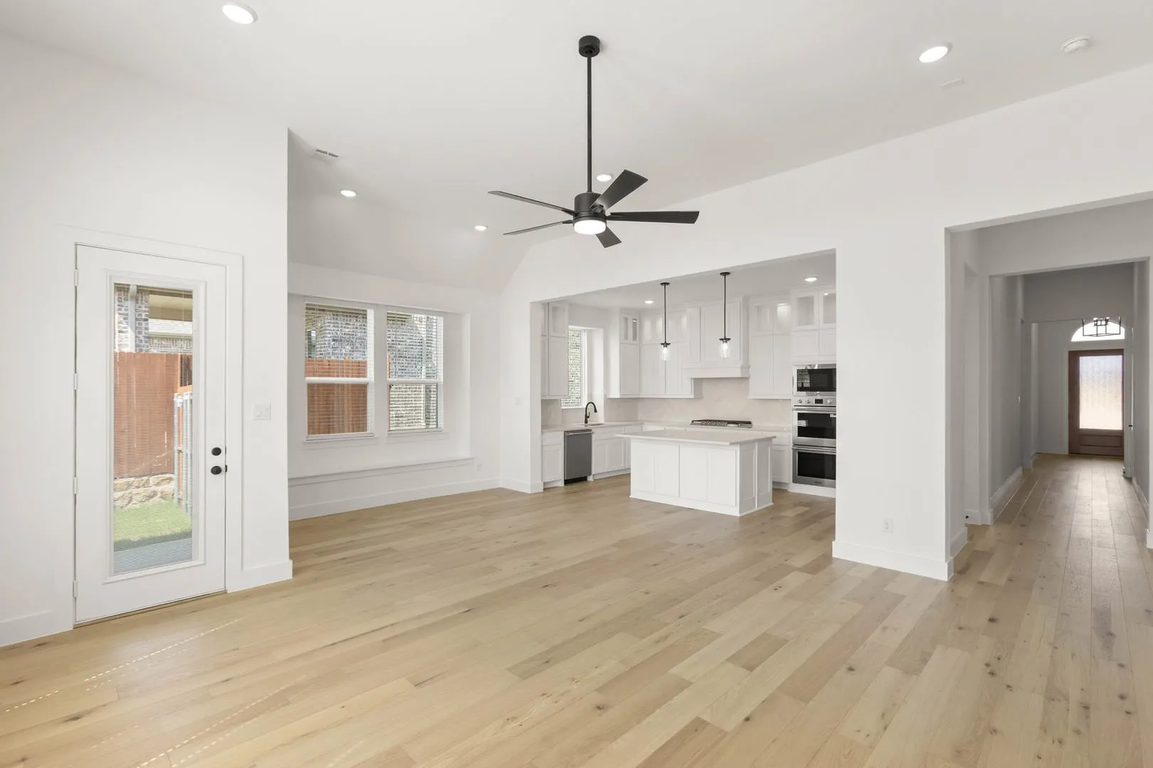 5313 Blue Cypress-Living Room-2