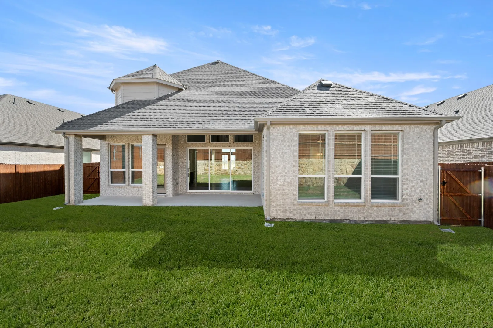 5320 Blue Cypress- Back-2
