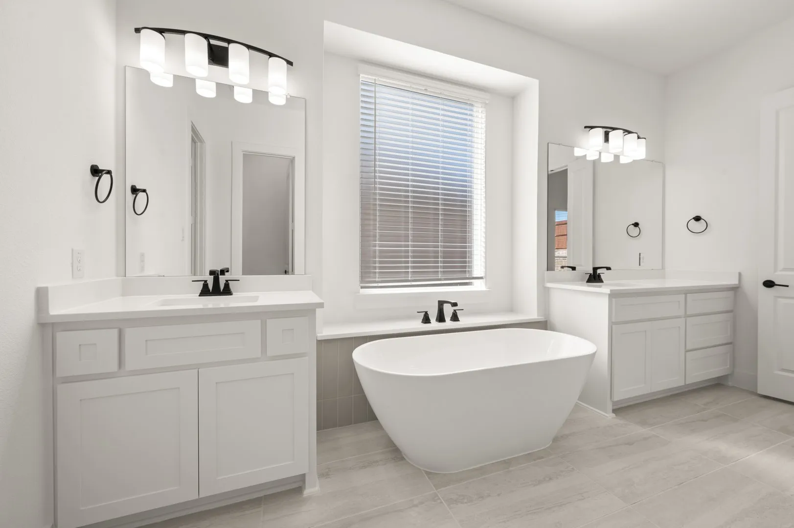 5320 Blue Cypress- Primary Suite-4