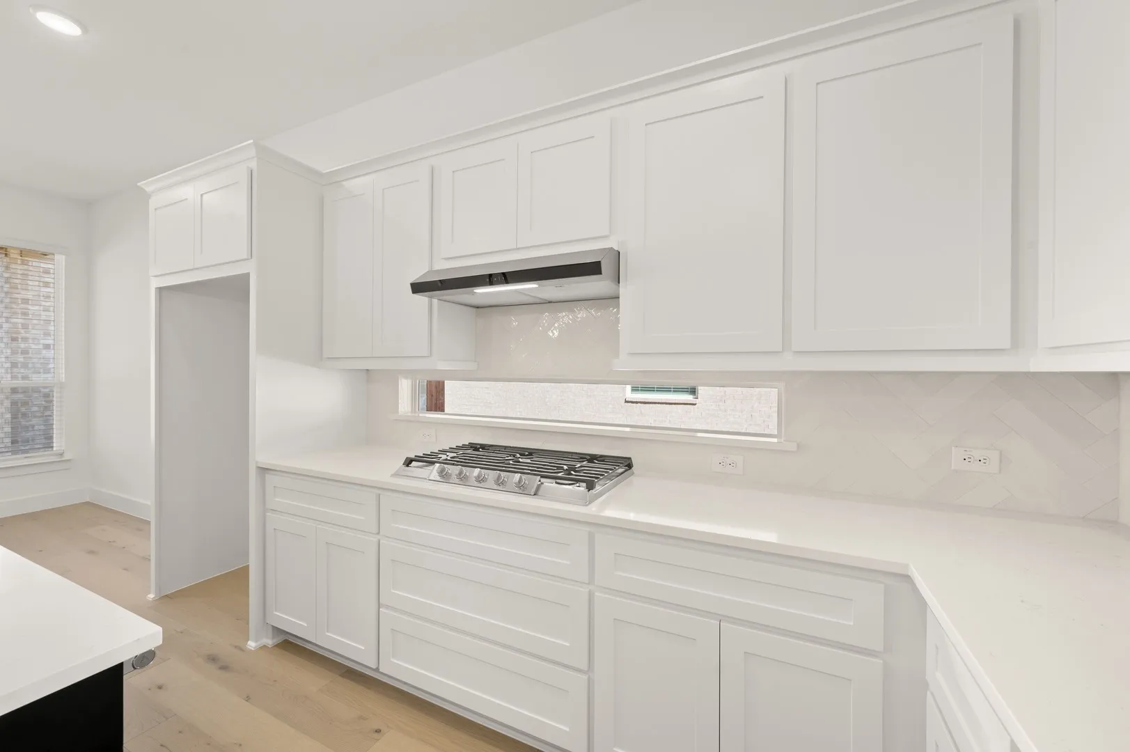 5320 Blue Cypress- Kitchen-6