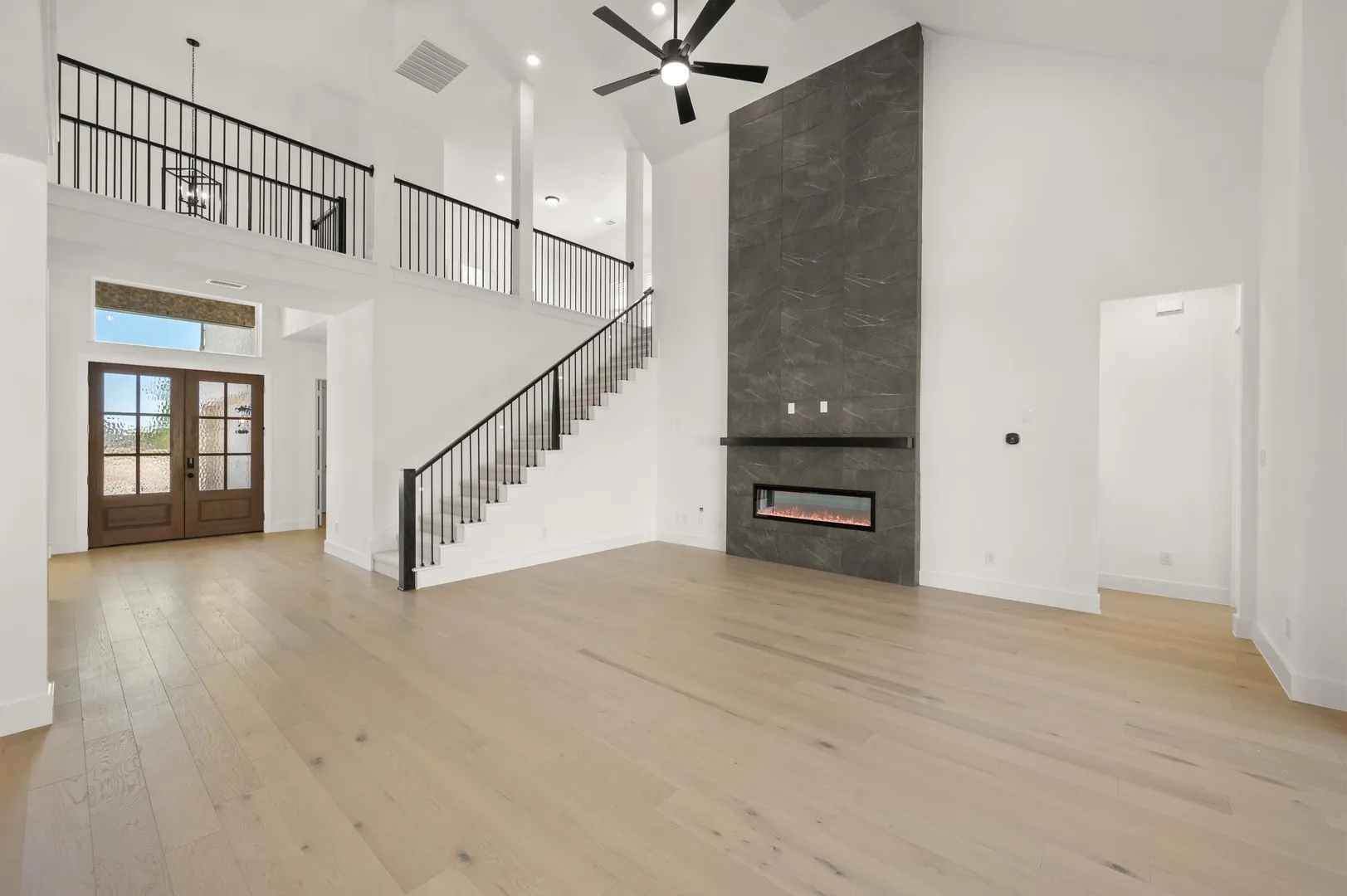 5320 Blue Cypress- Living Room-3