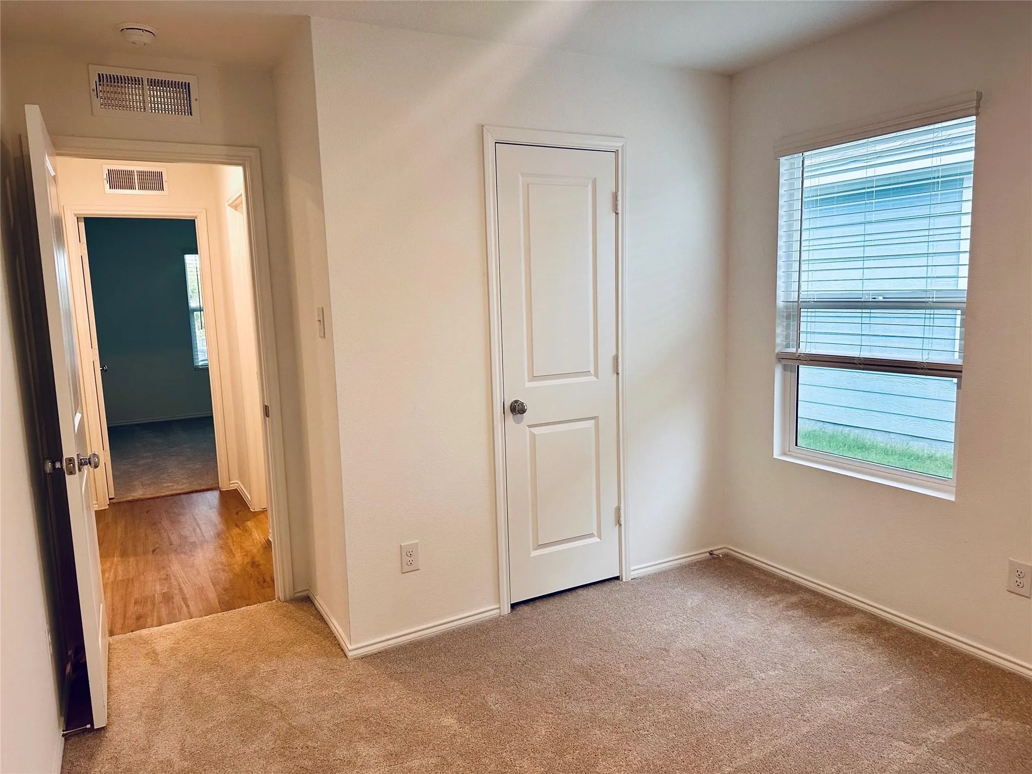 Single Family Residence For Rent in Collin County , 5816 Crystal water way, Princeton, Texas 75407, 4 Bedroom, 2 Bathroom, 1 Garage spaces, 1,674 Sqft, built in 2024, mls#21322100, Real Estate Agent in Princeton, Homes For Rent in Collin county, Homes For Rent in Princeton, Realtor in Princeton Texas, Real Estate Brokerage Independent Realty Texas, Luminita Cordes Realtor