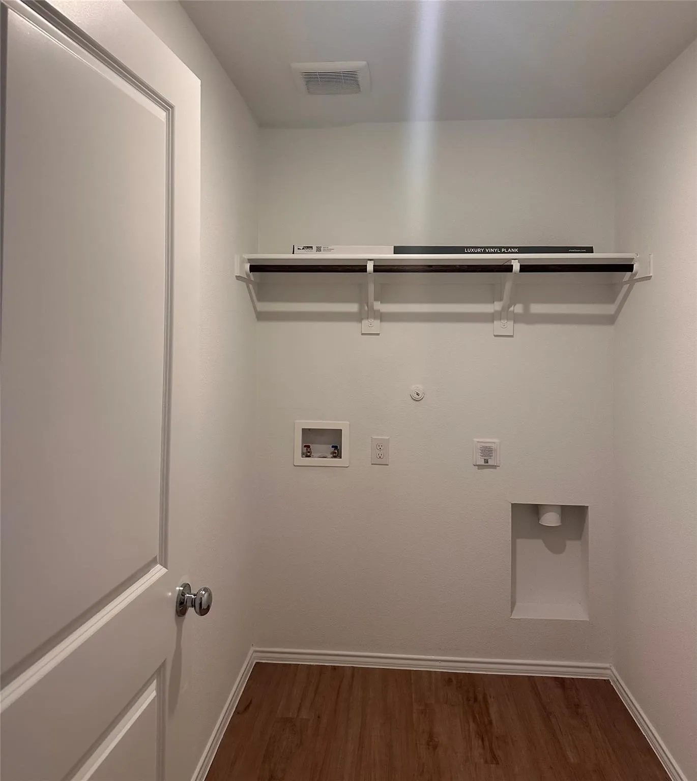 Single Family Residence For Rent in Collin County , 5816 Crystal water way, Princeton, Texas 75407, 4 Bedroom, 2 Bathroom, 1 Garage spaces, 1,674 Sqft, built in 2024, mls#21322100, Real Estate Agent in Princeton, Homes For Rent in Collin county, Homes For Rent in Princeton, Realtor in Princeton Texas, Real Estate Brokerage Independent Realty Texas, Luminita Cordes Realtor