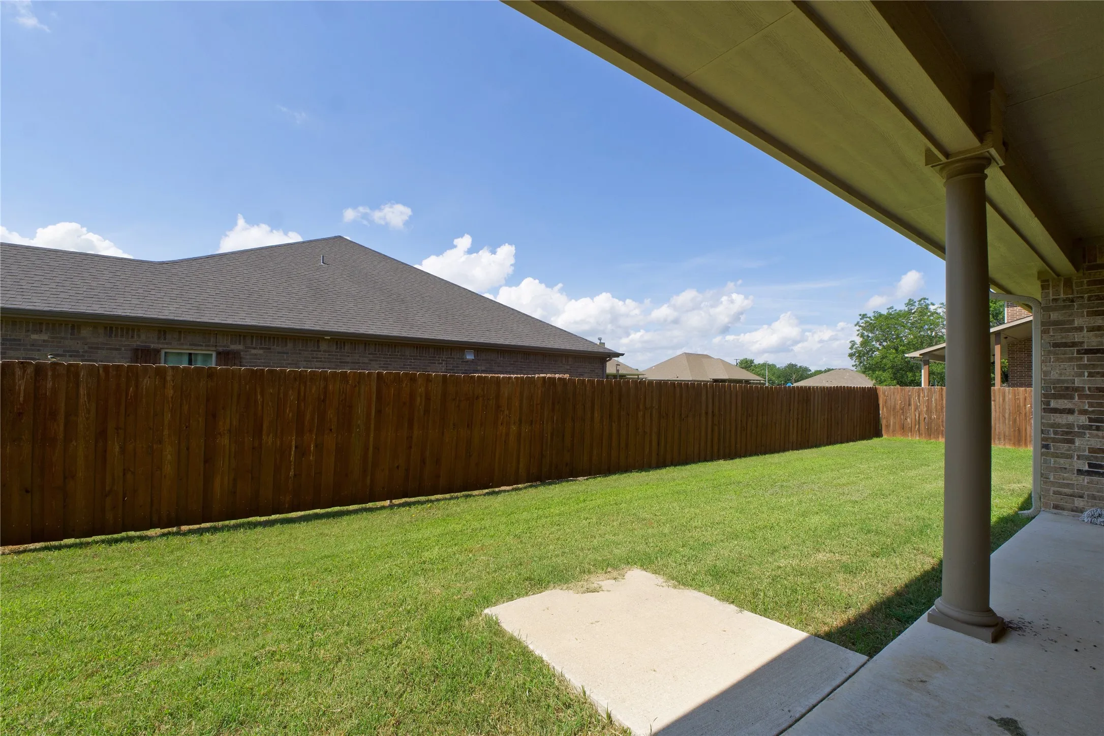 Single Family Residence For Sale in Cooke County , 318 E 4th Street, Lindsay, Texas 76250, 3 Bedrooms, 2 Bathrooms, 2 Garage spaces, 1,982 Sqft, built in 2018, Price $374,900, mls#21319374, Real Estate Agent in Lindsay, Homes For Sale in Cooke county, Homes For Sale in Lindsay, Realtor in Lindsay Texas, Real Estate Brokerage Independent Realty Texas, Luminita Cordes Realtor