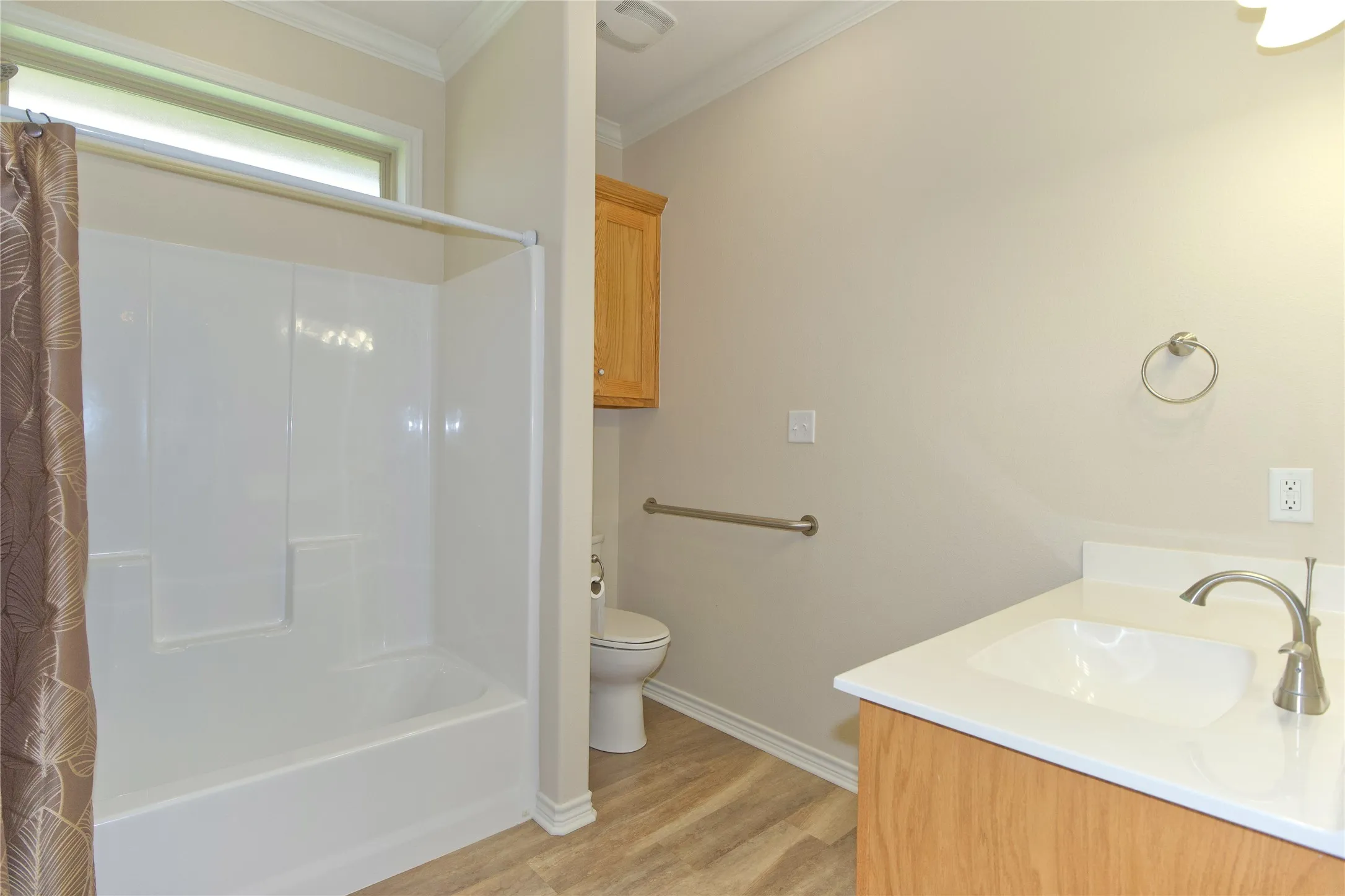 Single Family Residence For Sale in Cooke County , 318 E 4th Street, Lindsay, Texas 76250, 3 Bedrooms, 2 Bathrooms, 2 Garage spaces, 1,982 Sqft, built in 2018, Price $374,900, mls#21319374, Real Estate Agent in Lindsay, Homes For Sale in Cooke county, Homes For Sale in Lindsay, Realtor in Lindsay Texas, Real Estate Brokerage Independent Realty Texas, Luminita Cordes Realtor