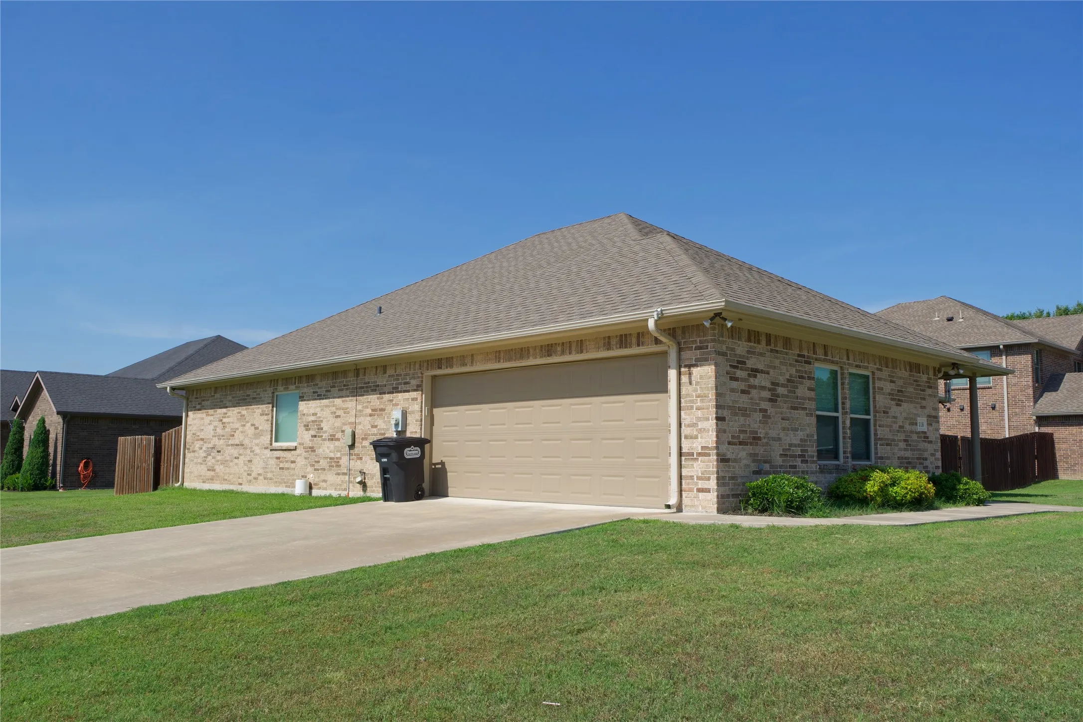 Single Family Residence For Sale in Cooke County , 318 E 4th Street, Lindsay, Texas 76250, 3 Bedrooms, 2 Bathrooms, 2 Garage spaces, 1,982 Sqft, built in 2018, Price $374,900, mls#21319374, Real Estate Agent in Lindsay, Homes For Sale in Cooke county, Homes For Sale in Lindsay, Realtor in Lindsay Texas, Real Estate Brokerage Independent Realty Texas, Luminita Cordes Realtor