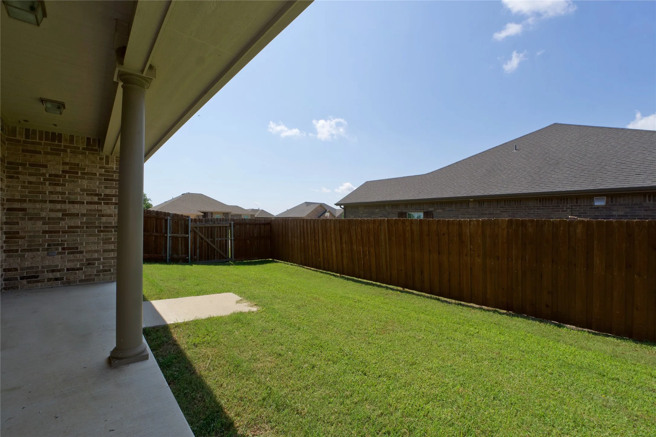 Single Family Residence For Sale in Cooke County , 318 E 4th Street, Lindsay, Texas 76250, 3 Bedrooms, 2 Bathrooms, 2 Garage spaces, 1,982 Sqft, built in 2018, Price $374,900, mls#21319374, Real Estate Agent in Lindsay, Homes For Sale in Cooke county, Homes For Sale in Lindsay, Realtor in Lindsay Texas, Real Estate Brokerage Independent Realty Texas, Luminita Cordes Realtor