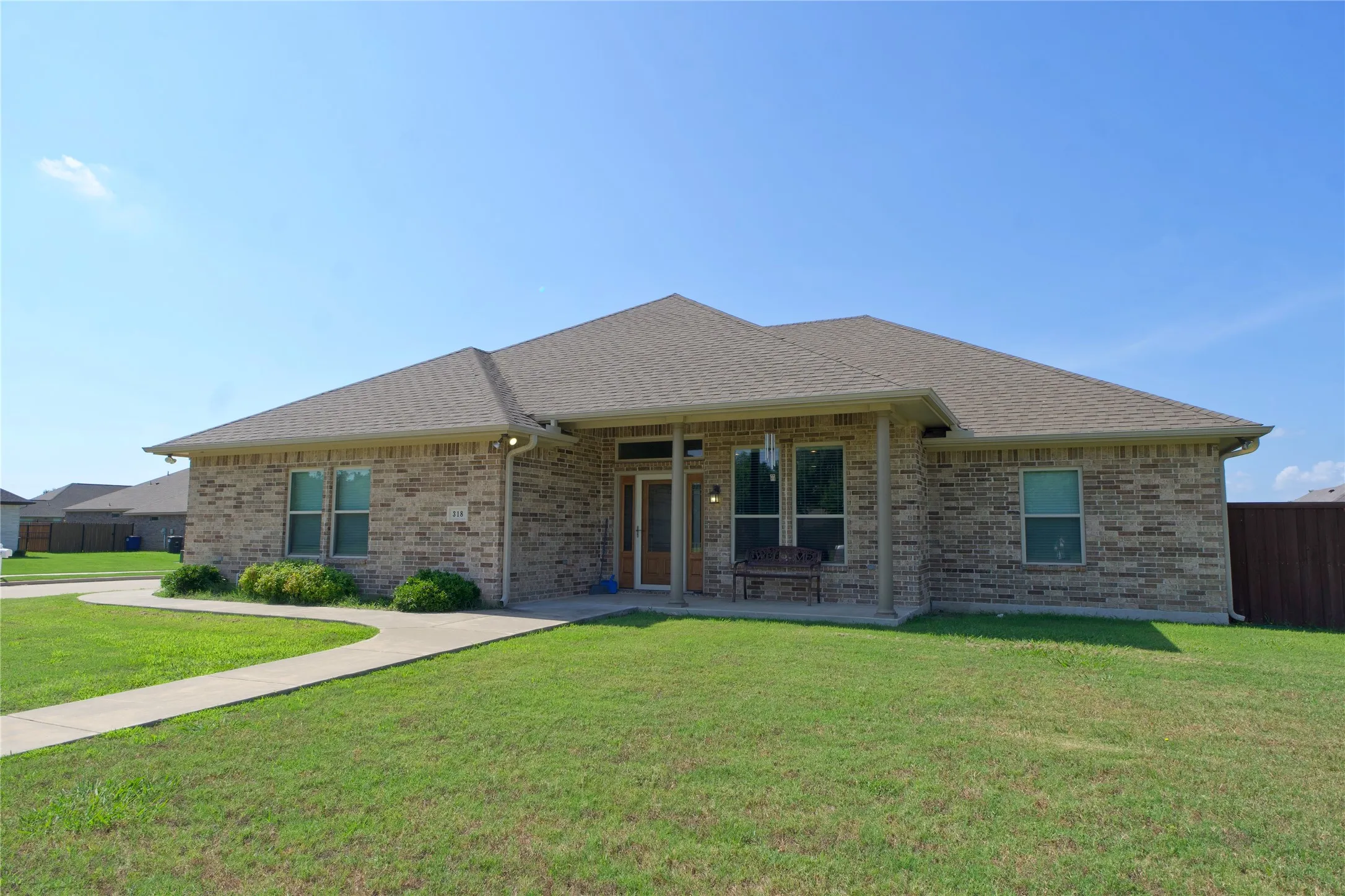 Single Family Residence For Sale in Cooke County , 318 E 4th Street, Lindsay, Texas 76250, 3 Bedrooms, 2 Bathrooms, 2 Garage spaces, 1,982 Sqft, built in 2018, Price $374,900, mls#21319374, Real Estate Agent in Lindsay, Homes For Sale in Cooke county, Homes For Sale in Lindsay, Realtor in Lindsay Texas, Real Estate Brokerage Independent Realty Texas, Luminita Cordes Realtor