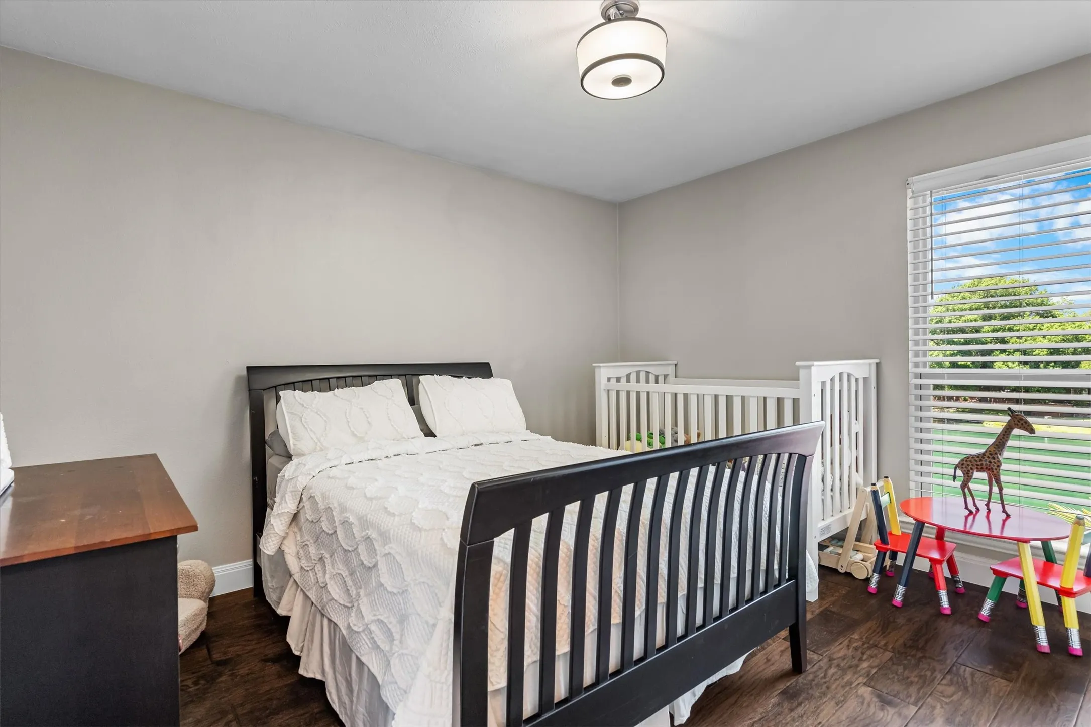 Single Family Residence For Sale in Rockwall County , 5208 Yacht Club Drive, Rockwall, Texas 75032, 4 Bedroom, 3 Bathroom, 2 Garage spaces, 2,851 Sqft, built in 1990, mls#21320359, Real Estate Agent in Rockwall, Homes For Sale in Rockwall county, Homes For Sale in Rockwall, Realtor in Rockwall Texas, Real Estate Brokerage Independent Realty Texas, Luminita Cordes Realtor