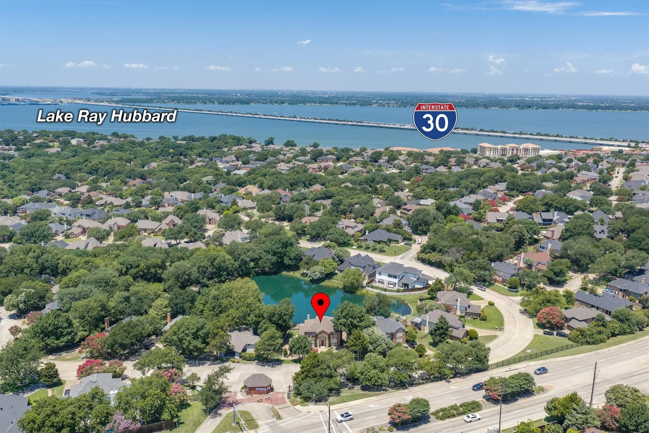 Single Family Residence For Sale in Rockwall County , 5208 Yacht Club Drive, Rockwall, Texas 75032, 4 Bedroom, 3 Bathroom, 2 Garage spaces, 2,851 Sqft, built in 1990, mls#21320359, Real Estate Agent in Rockwall, Homes For Sale in Rockwall county, Homes For Sale in Rockwall, Realtor in Rockwall Texas, Real Estate Brokerage Independent Realty Texas, Luminita Cordes Realtor