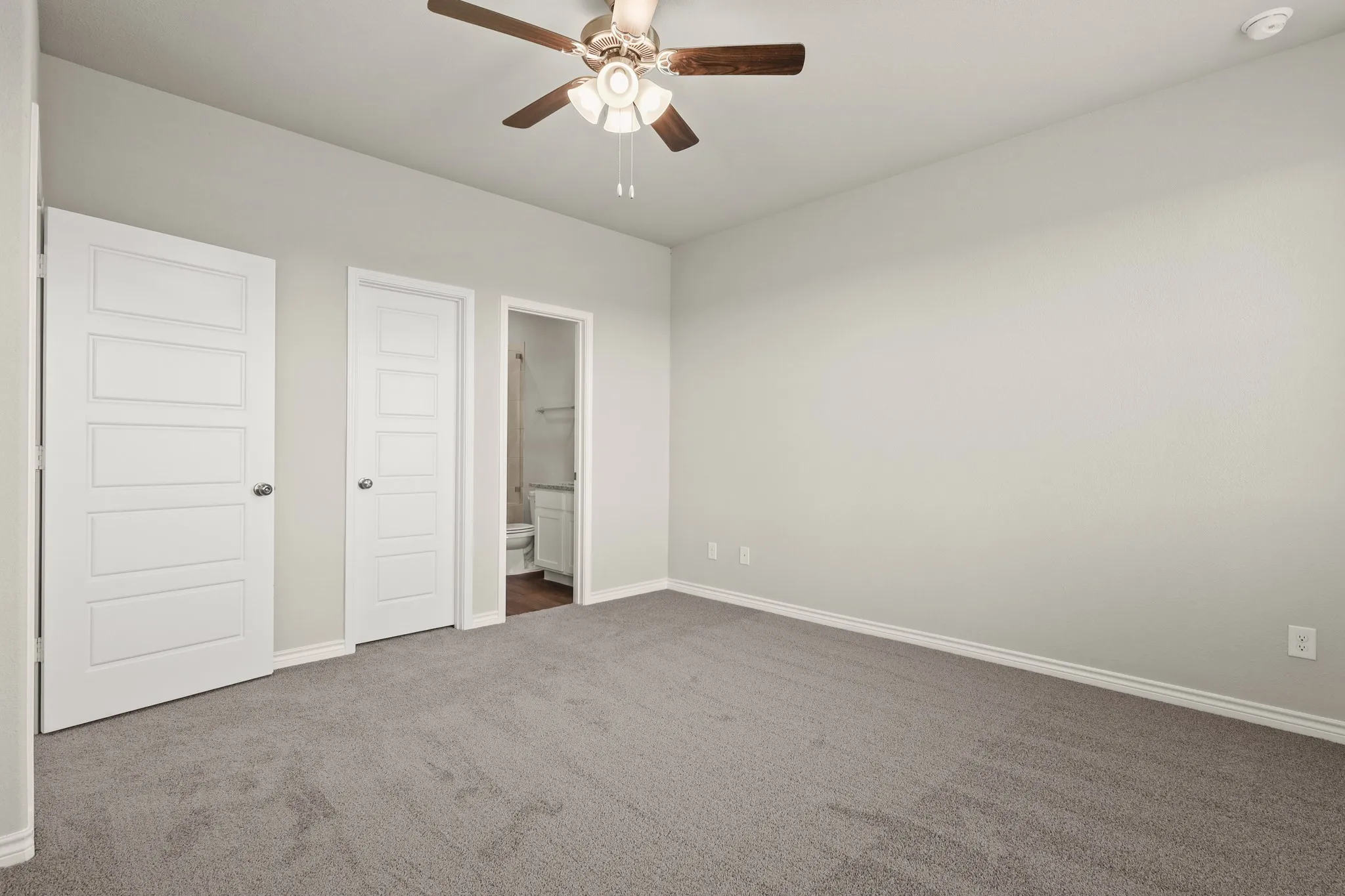 Single Family Residence For Sale in Tarrant County , 9229 Union Pacific Drive, Fort Worth, Texas 76036, 4 Bedroom, 3 Bathroom, 2 Garage spaces, 1,745 Sqft, built in 2025, mls#21322127, Real Estate Agent in Fort Worth, Homes For Sale in Tarrant county, Homes For Sale in Fort Worth, Realtor in Fort Worth Texas, Real Estate Brokerage Independent Realty Texas, Luminita Cordes Realtor