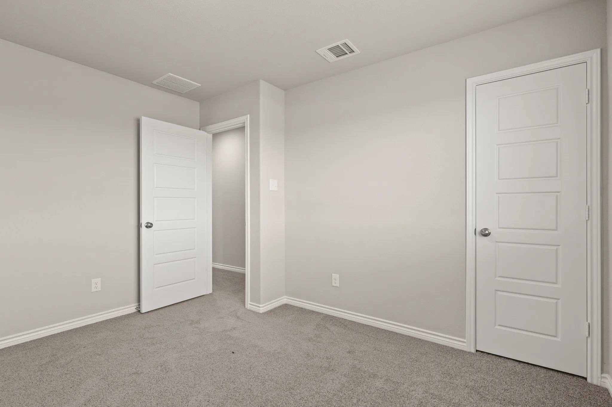 Single Family Residence For Sale in Tarrant County , 9229 Union Pacific Drive, Fort Worth, Texas 76036, 4 Bedroom, 3 Bathroom, 2 Garage spaces, 1,745 Sqft, built in 2025, mls#21322127, Real Estate Agent in Fort Worth, Homes For Sale in Tarrant county, Homes For Sale in Fort Worth, Realtor in Fort Worth Texas, Real Estate Brokerage Independent Realty Texas, Luminita Cordes Realtor