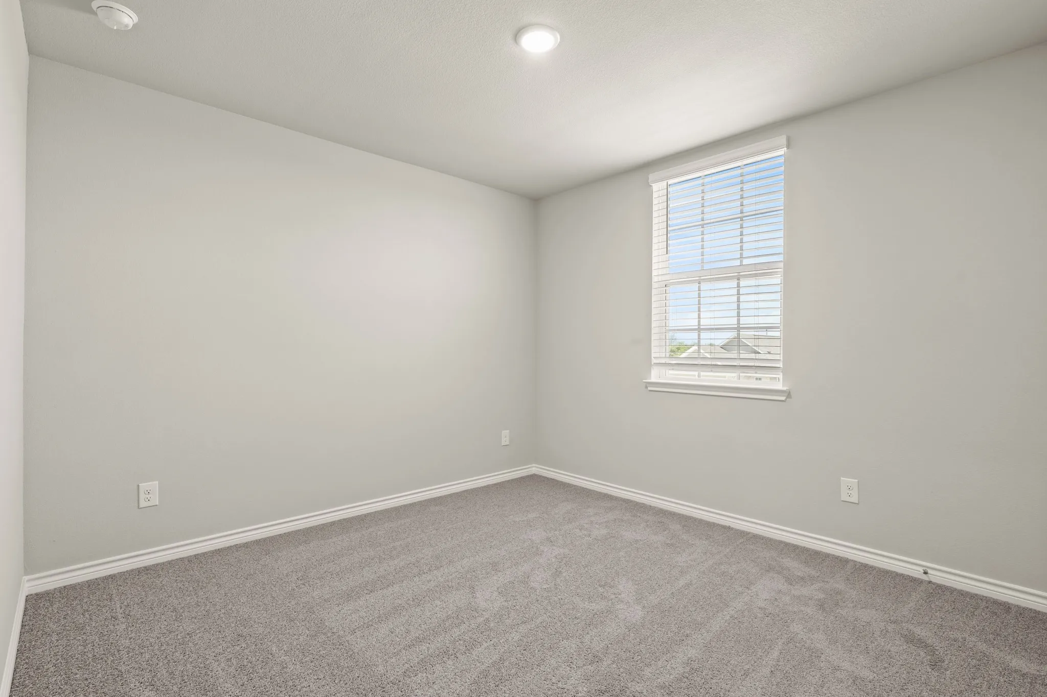 Single Family Residence For Sale in Tarrant County , 9229 Union Pacific Drive, Fort Worth, Texas 76036, 4 Bedroom, 3 Bathroom, 2 Garage spaces, 1,745 Sqft, built in 2025, mls#21322127, Real Estate Agent in Fort Worth, Homes For Sale in Tarrant county, Homes For Sale in Fort Worth, Realtor in Fort Worth Texas, Real Estate Brokerage Independent Realty Texas, Luminita Cordes Realtor