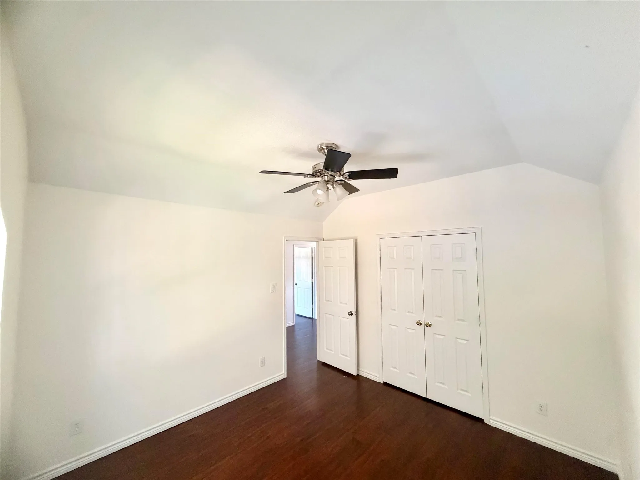 Single Family Residence For Sale in Collin County , 9101 Floyd Drive, Plano, Texas 75025, 4 Bedroom, 3 Bathroom, 2 Garage spaces, 2,539 Sqft, built in 1999, mls#21322111, Real Estate Agent in Plano, Homes For Sale in Collin county, Homes For Sale in Plano, Realtor in Plano Texas, Real Estate Brokerage Independent Realty Texas, Luminita Cordes Realtor