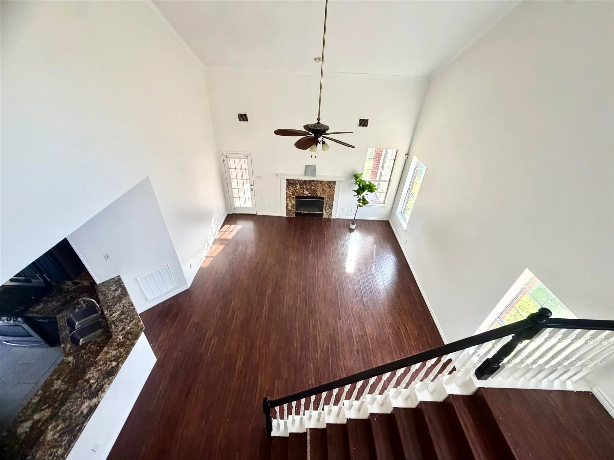 Single Family Residence For Sale in Collin County , 9101 Floyd Drive, Plano, Texas 75025, 4 Bedroom, 3 Bathroom, 2 Garage spaces, 2,539 Sqft, built in 1999, mls#21322111, Real Estate Agent in Plano, Homes For Sale in Collin county, Homes For Sale in Plano, Realtor in Plano Texas, Real Estate Brokerage Independent Realty Texas, Luminita Cordes Realtor