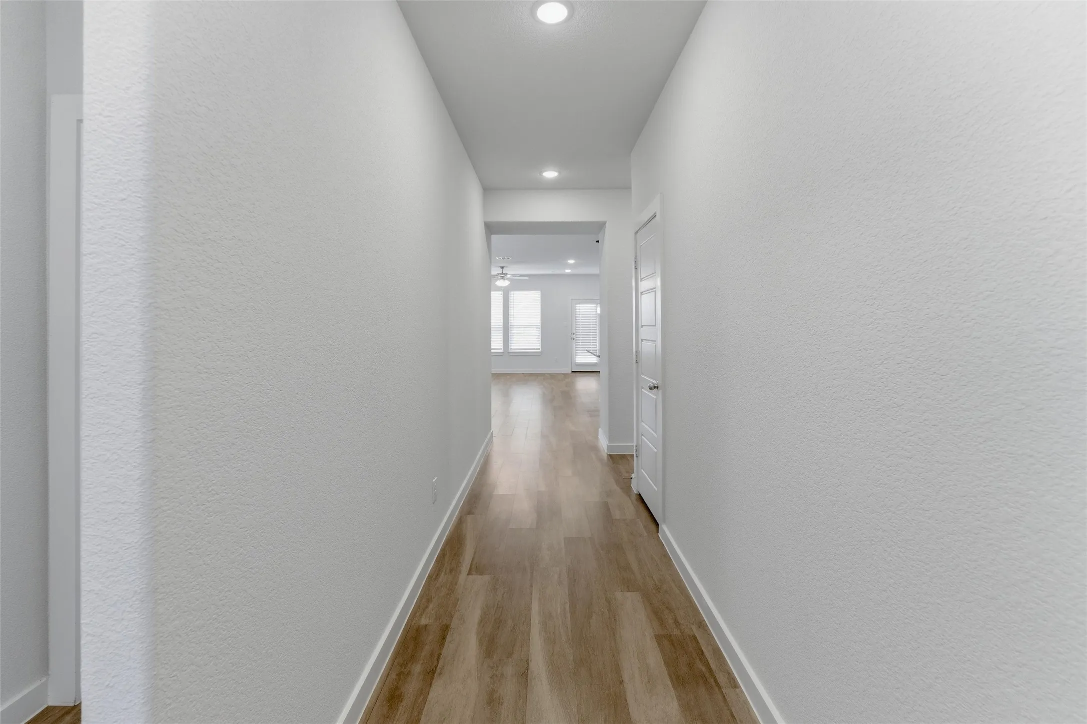Single Family Residence For Rent in Grayson County , 305 Evans Drive, Van Alstyne, Texas 75495, 4 Bedrooms, 2 Bathrooms, 3 Garage spaces, 1,815 Sqft, built in 2020, Price $2,200, mls#21322142, Real Estate Agent in Van Alstyne, Homes For Rent in Grayson county, Homes For Rent in Van Alstyne, Realtor in Van Alstyne Texas, Real Estate Brokerage Independent Realty Texas, Luminita Cordes Realtor