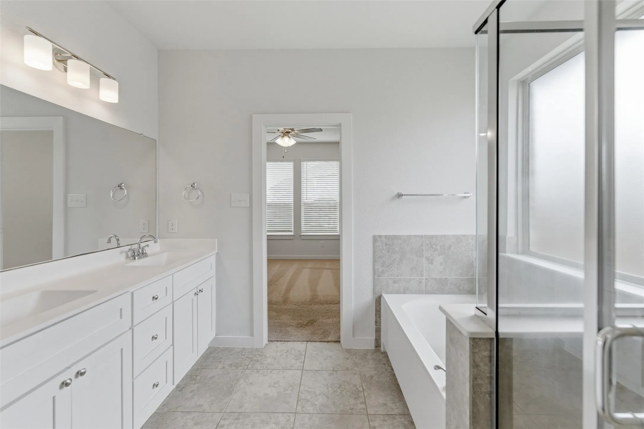 Single Family Residence For Rent in Grayson County , 305 Evans Drive, Van Alstyne, Texas 75495, 4 Bedrooms, 2 Bathrooms, 3 Garage spaces, 1,815 Sqft, built in 2020, Price $2,200, mls#21322142, Real Estate Agent in Van Alstyne, Homes For Rent in Grayson county, Homes For Rent in Van Alstyne, Realtor in Van Alstyne Texas, Real Estate Brokerage Independent Realty Texas, Luminita Cordes Realtor