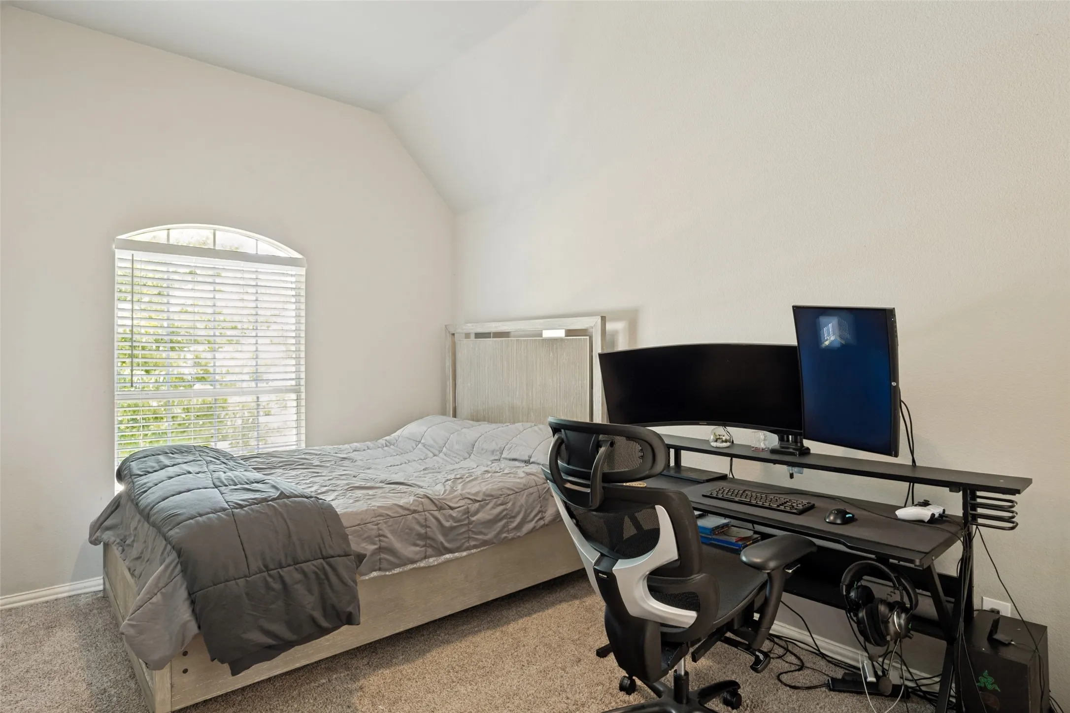 Single Family Residence For Sale in Collin County , 1724 Teakwood Drive, Wylie, Texas 75098, 5 Bedroom, 4 Bathroom, 2 Garage spaces, 4,513 Sqft, built in 2007, mls#21322014, Real Estate Agent in Wylie, Homes For Sale in Collin county, Homes For Sale in Wylie, Realtor in Wylie Texas, Real Estate Brokerage Independent Realty Texas, Luminita Cordes Realtor