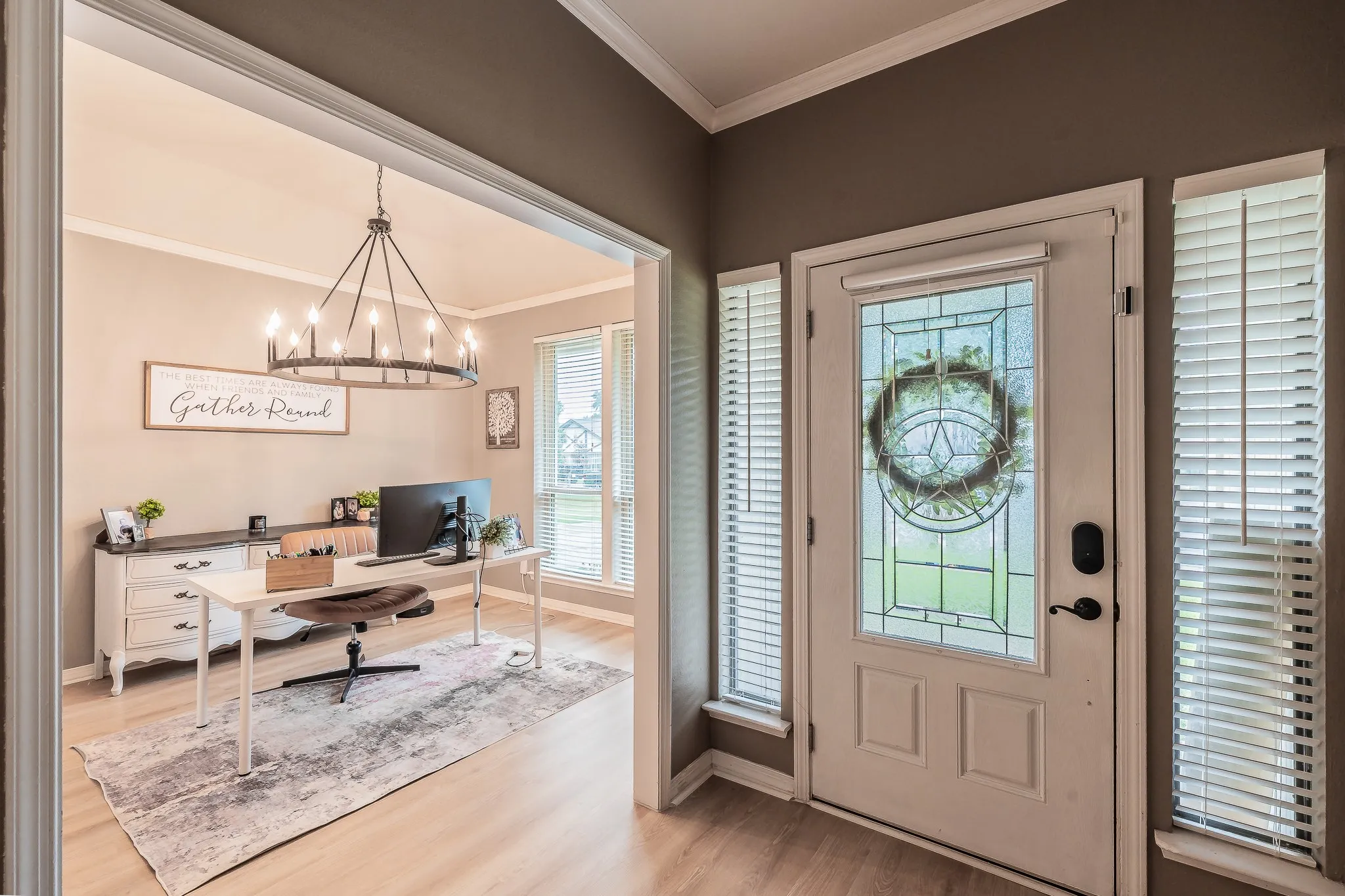 Single Family Residence For Sale in Tarrant County , 3416 Ainsworth Court, Arlington, Texas 76016, 4 Bedroom, 2 Bathroom, 2 Garage spaces, 2,019 Sqft, built in 1981, Price $400,000, mls#21321695, Real Estate Agent in Arlington, Homes For Sale in Tarrant county, Homes For Sale in Arlington, Realtor in Arlington Texas, Real Estate Brokerage Independent Realty Texas, Luminita Cordes Realtor
