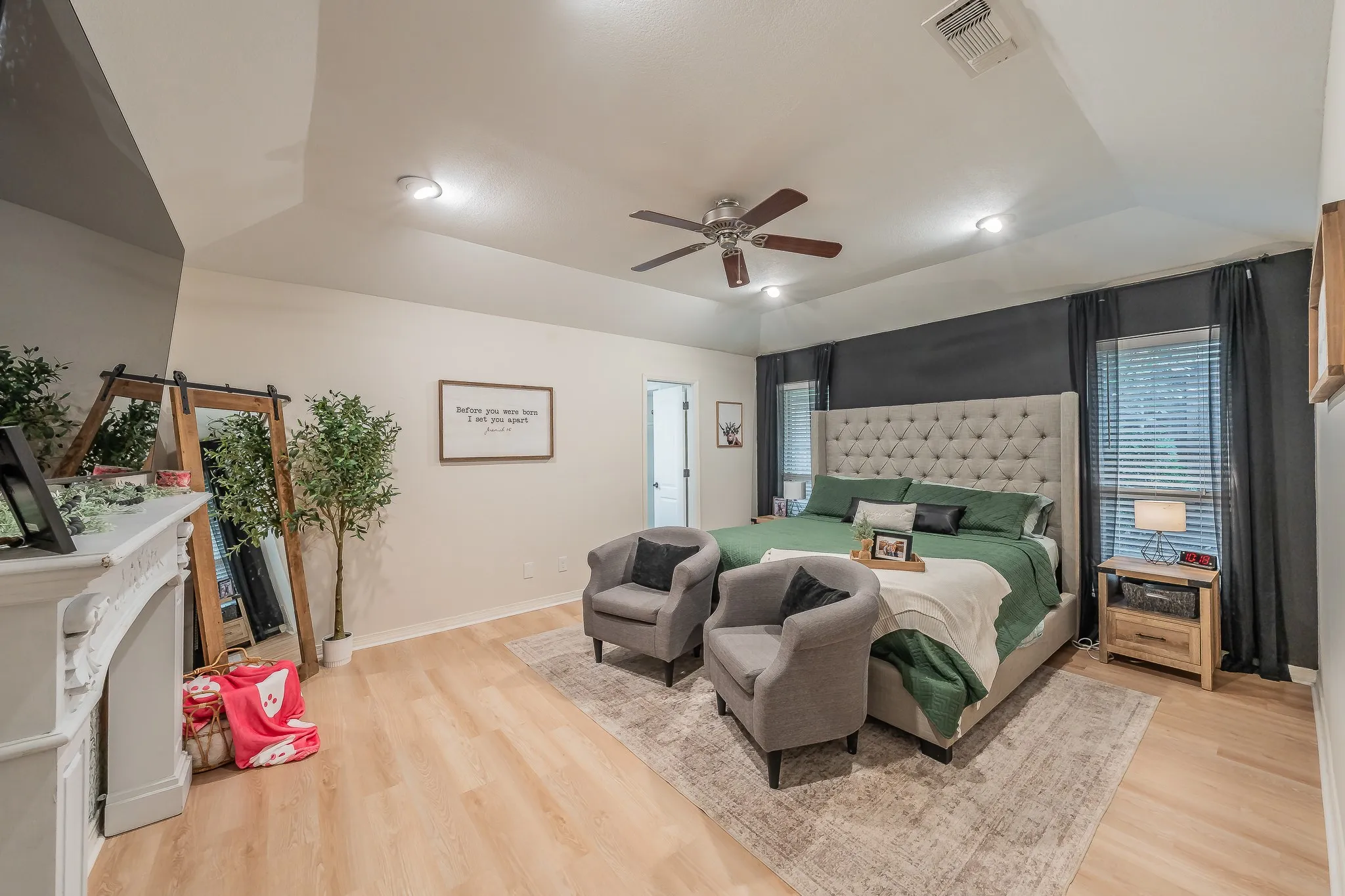 Single Family Residence For Sale in Tarrant County , 3416 Ainsworth Court, Arlington, Texas 76016, 4 Bedroom, 2 Bathroom, 2 Garage spaces, 2,019 Sqft, built in 1981, Price $400,000, mls#21321695, Real Estate Agent in Arlington, Homes For Sale in Tarrant county, Homes For Sale in Arlington, Realtor in Arlington Texas, Real Estate Brokerage Independent Realty Texas, Luminita Cordes Realtor