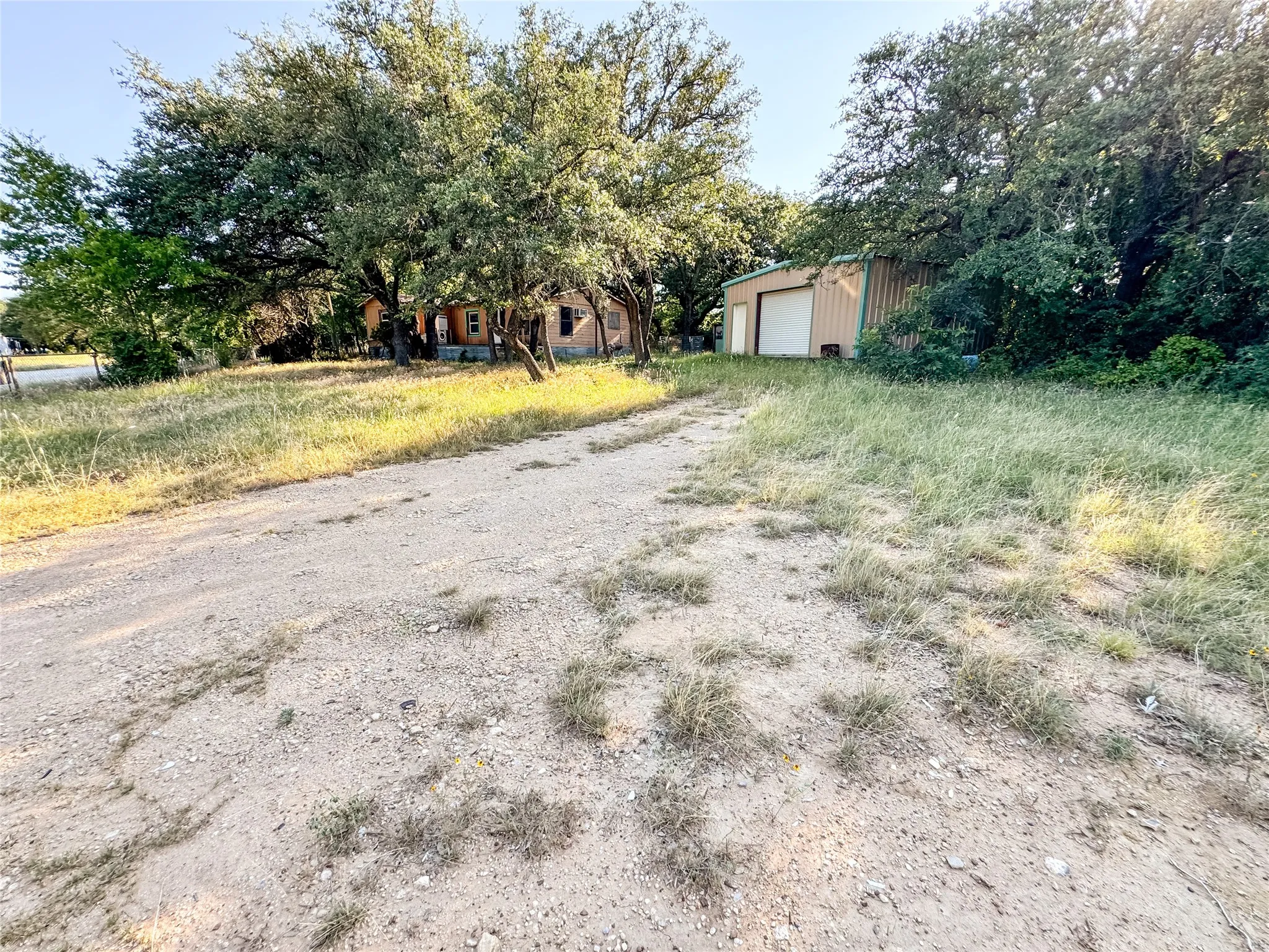 Single Family Residence For Sale in Brown County , 8073 County Road 604, Brownwood, Texas 76801, 3 Bedroom, 1 Bathroom, Garage spaces, 820 Sqft, built in 0, Price $75,000, mls#21321892, Real Estate Agent in Brownwood, Homes For Sale in Brown county, Homes For Sale in Brownwood, Realtor in Brownwood Texas, Real Estate Brokerage Independent Realty Texas, Luminita Cordes Realtor