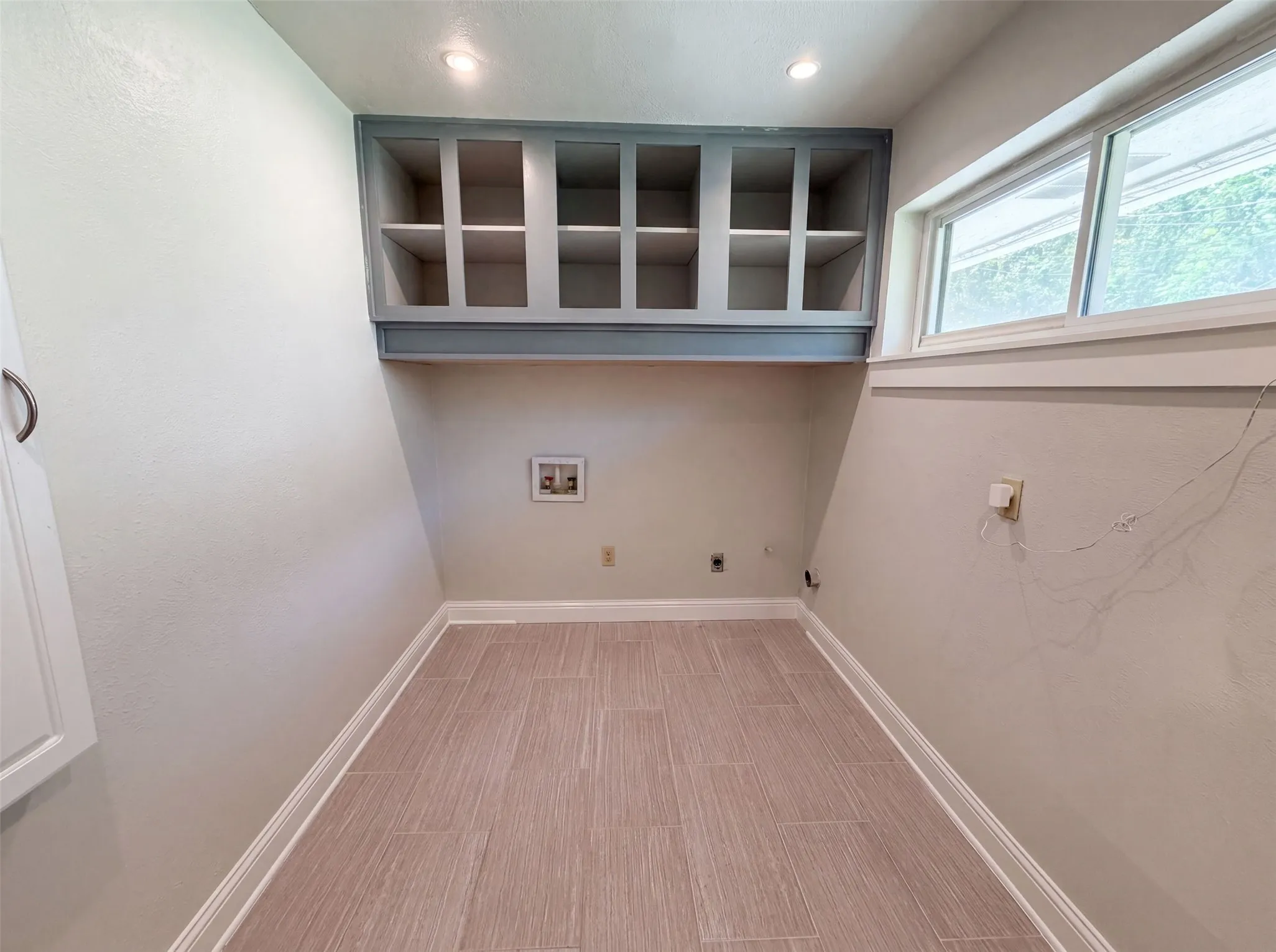 Single Family Residence For Sale in Dallas County , 3423 Willow Crest Lane, Dallas, Texas 75233, 4 Bedroom, 3 Bathroom, 2 Garage spaces, 2,689 Sqft, built in 1965, mls#21322147, Real Estate Agent in Dallas, Homes For Sale in Dallas county, Homes For Sale in Dallas, Realtor in Dallas Texas, Real Estate Brokerage Independent Realty Texas, Luminita Cordes Realtor