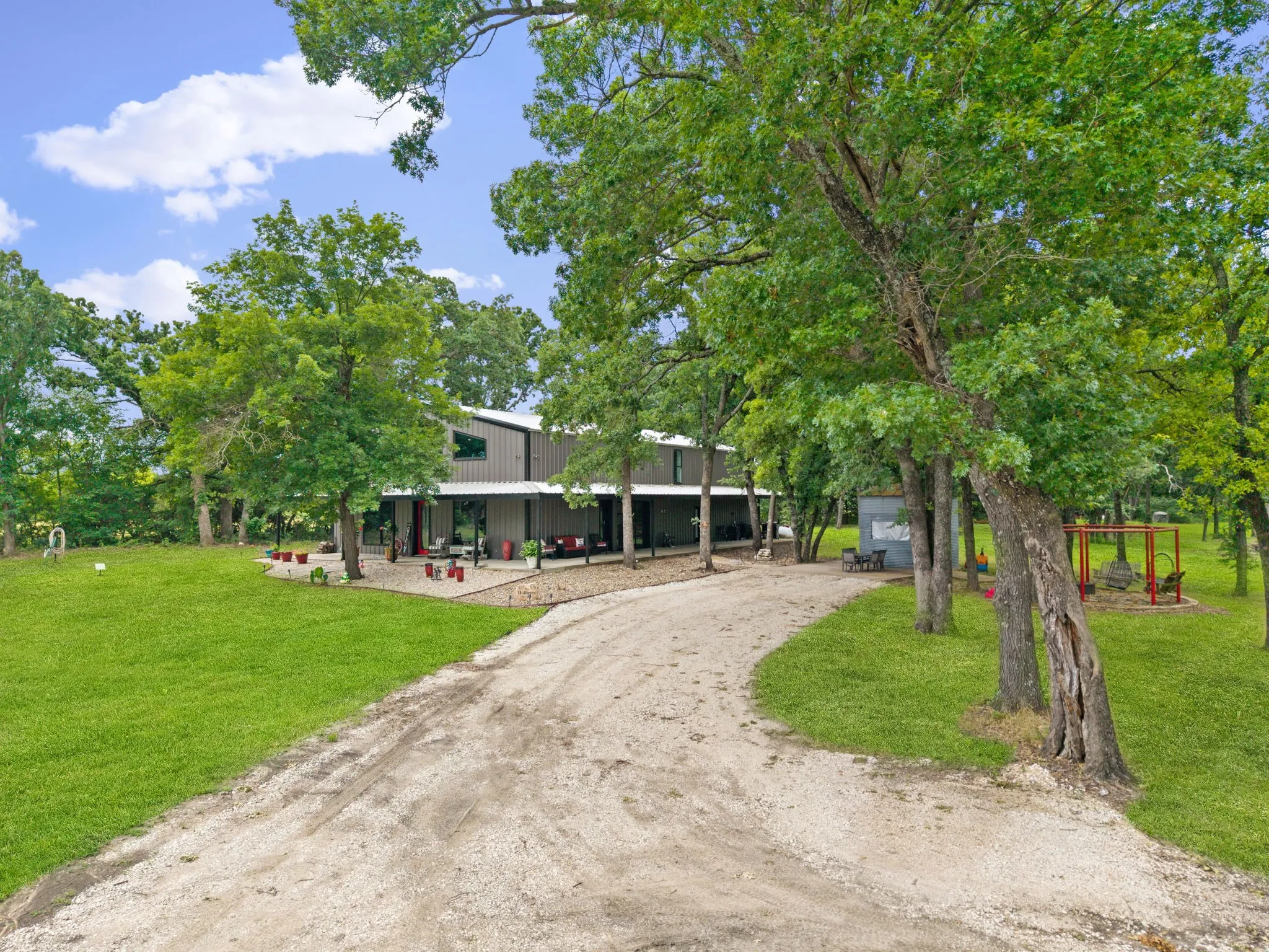 Single Family Residence For Sale in Grayson County , 27809 W US Highway 82, Sherman, Texas 75092, 3 Bedrooms, 3 Bathrooms, Garage spaces, 4,844 Sqft, built in 2023, Price $2,500,000, mls#21310942, Real Estate Agent in Sherman, Homes For Sale in Grayson county, Homes For Sale in Sherman, Realtor in Sherman Texas, Real Estate Brokerage Independent Realty Texas, Luminita Cordes Realtor