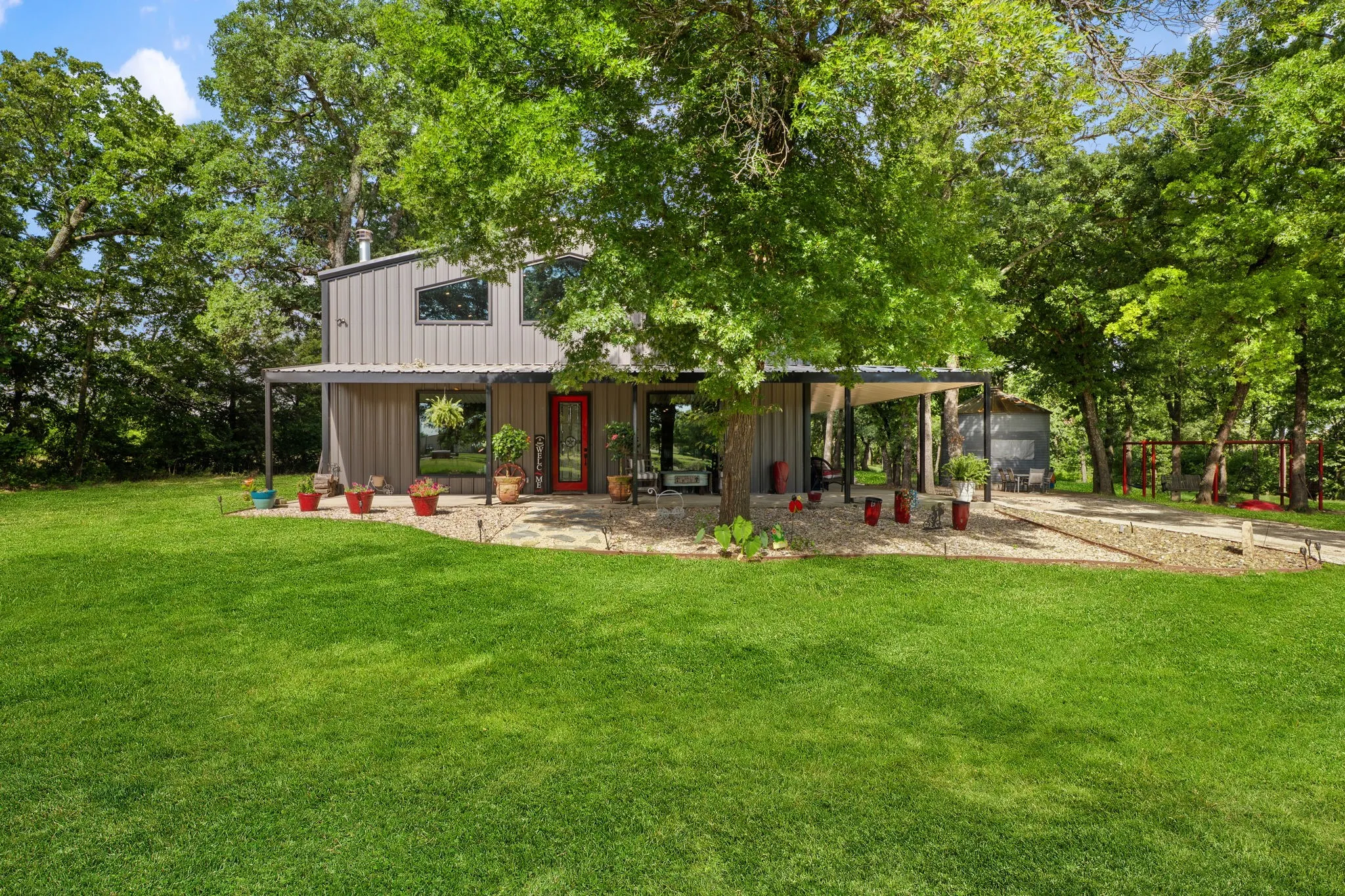 Single Family Residence For Sale in Grayson County , 27809 W US Highway 82, Sherman, Texas 75092, 3 Bedrooms, 3 Bathrooms, Garage spaces, 4,844 Sqft, built in 2023, Price $2,500,000, mls#21310942, Real Estate Agent in Sherman, Homes For Sale in Grayson county, Homes For Sale in Sherman, Realtor in Sherman Texas, Real Estate Brokerage Independent Realty Texas, Luminita Cordes Realtor