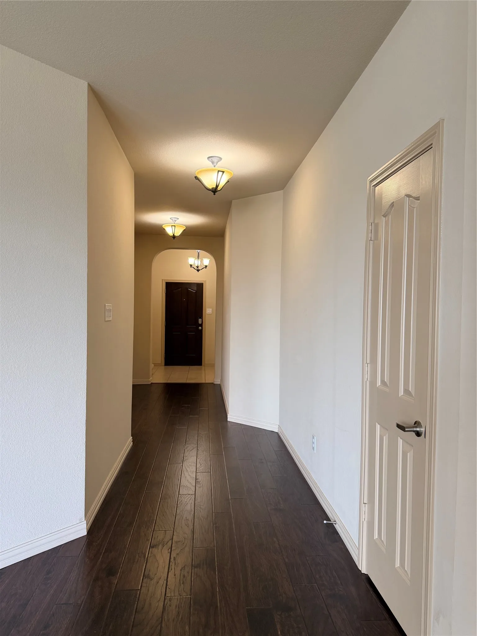 Single Family Residence For Rent in Tarrant County , 1716 Deer Crossing Drive, Arlington, Texas 76002, 3 Bedroom, 3 Bathroom, 2 Garage spaces, 2,417 Sqft, built in 2008, mls#21322138, Real Estate Agent in Arlington, Homes For Rent in Tarrant county, Homes For Rent in Arlington, Realtor in Arlington Texas, Real Estate Brokerage Independent Realty Texas, Luminita Cordes Realtor