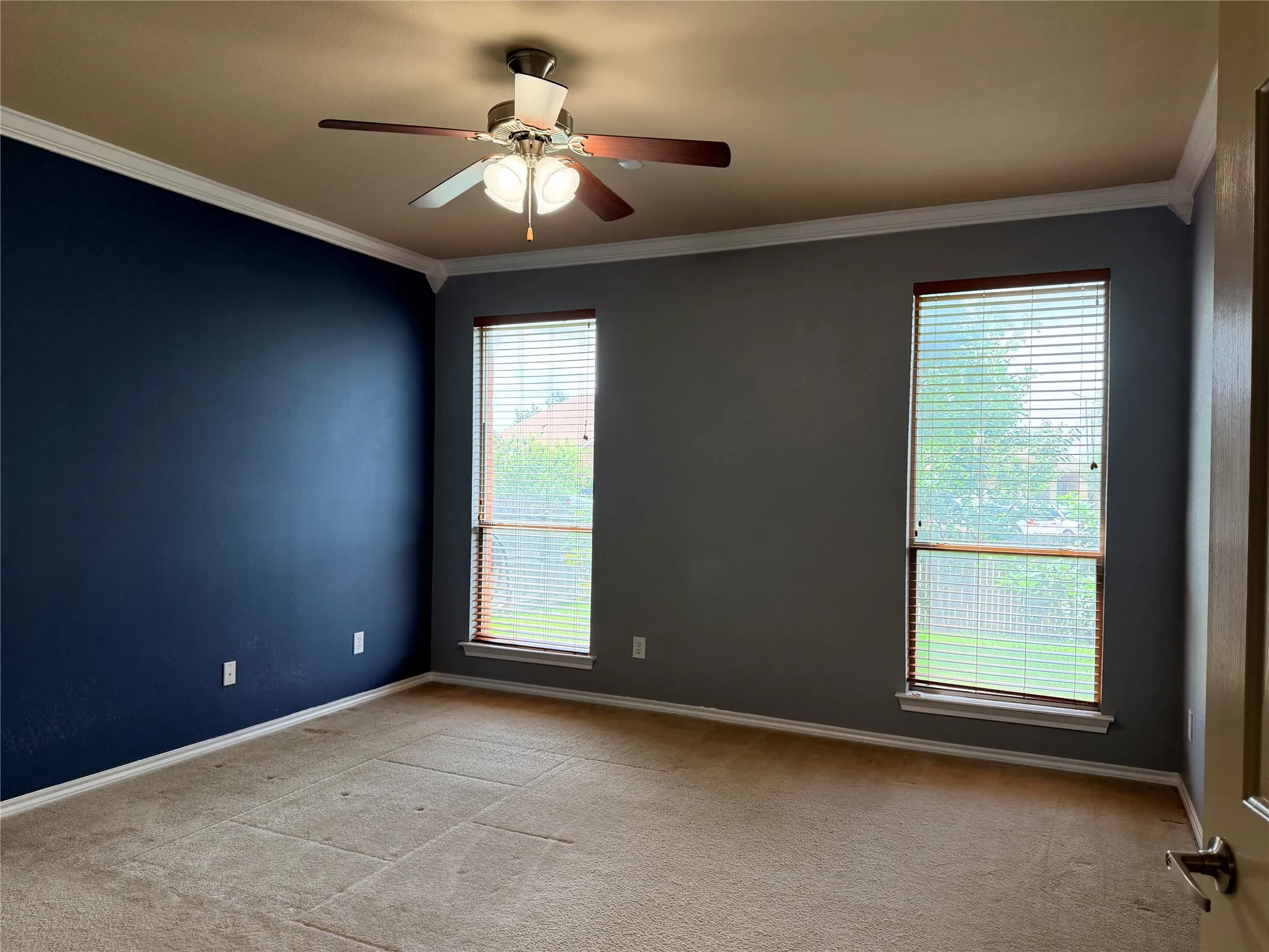 Single Family Residence For Rent in Tarrant County , 1716 Deer Crossing Drive, Arlington, Texas 76002, 3 Bedroom, 3 Bathroom, 2 Garage spaces, 2,417 Sqft, built in 2008, mls#21322138, Real Estate Agent in Arlington, Homes For Rent in Tarrant county, Homes For Rent in Arlington, Realtor in Arlington Texas, Real Estate Brokerage Independent Realty Texas, Luminita Cordes Realtor