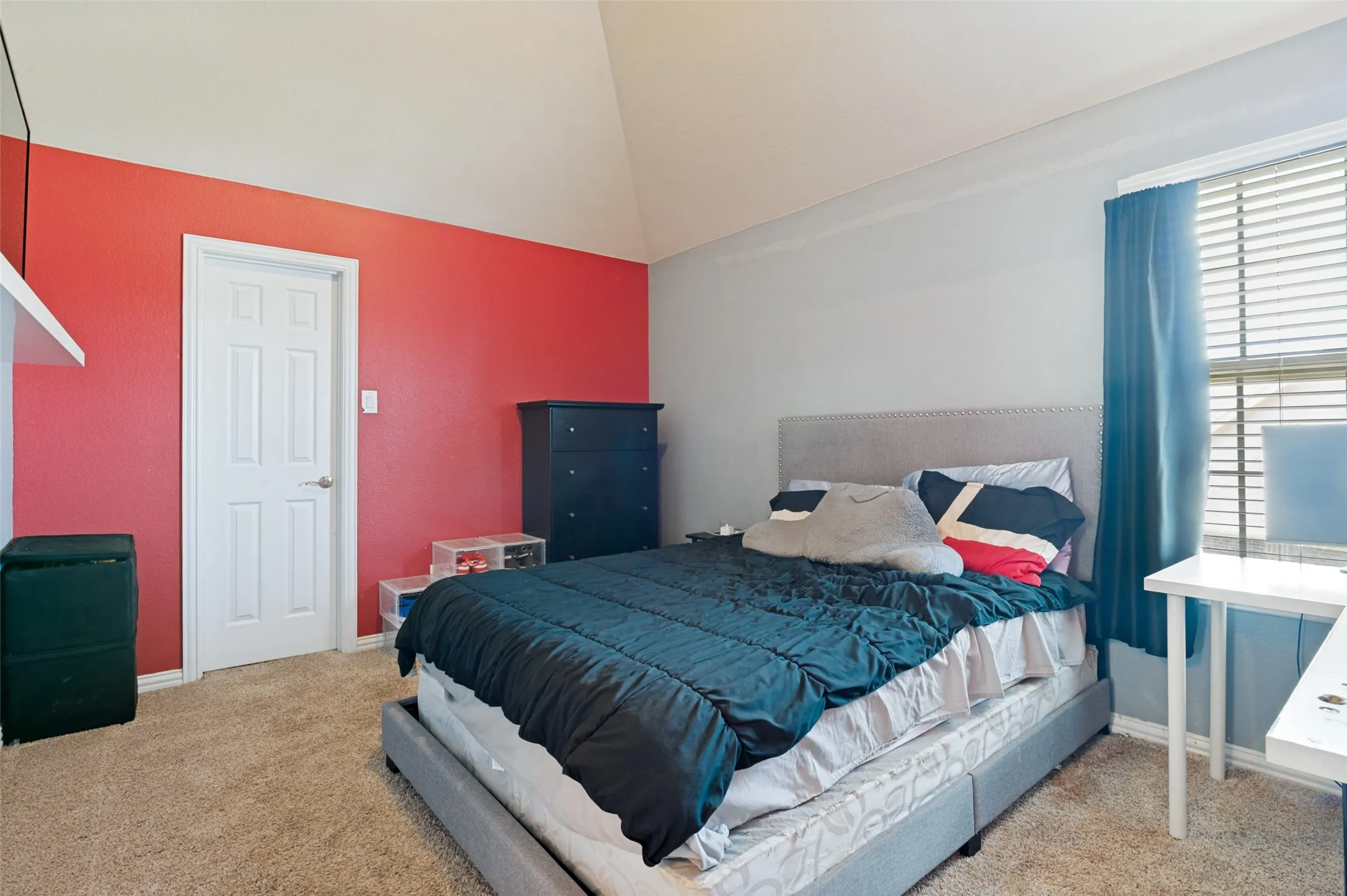 Single Family Residence For Sale in Ellis County , 3022 Le Manns Street, Midlothian, Texas 76065, 5 Bedroom, 4 Bathroom, 3 Garage spaces, 4,177 Sqft, built in 2016, mls#21322155, Real Estate Agent in Midlothian, Homes For Sale in Ellis county, Homes For Sale in Midlothian, Realtor in Midlothian Texas, Real Estate Brokerage Independent Realty Texas, Luminita Cordes Realtor