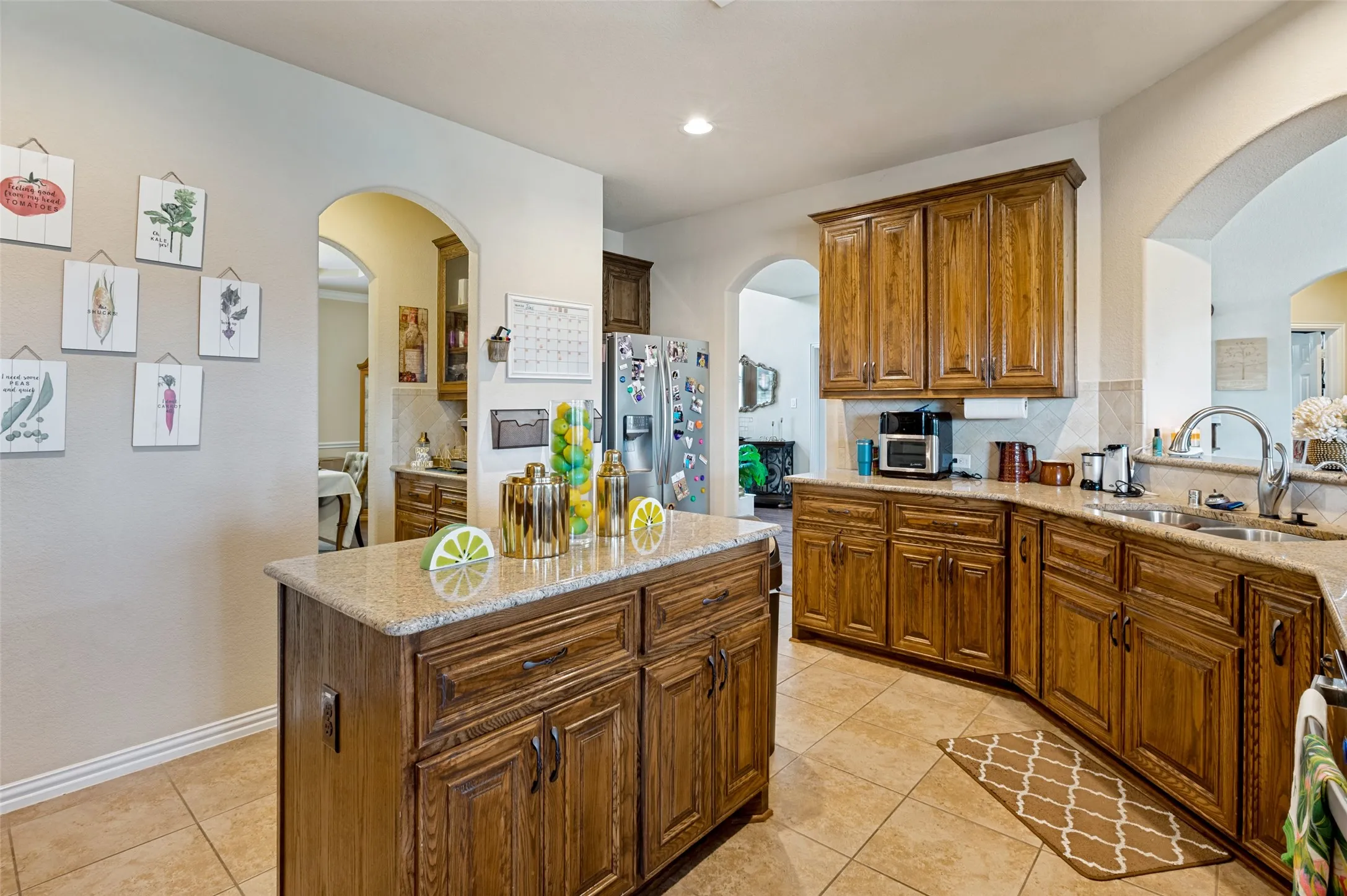 Single Family Residence For Sale in Ellis County , 3022 Le Manns Street, Midlothian, Texas 76065, 5 Bedroom, 4 Bathroom, 3 Garage spaces, 4,177 Sqft, built in 2016, mls#21322155, Real Estate Agent in Midlothian, Homes For Sale in Ellis county, Homes For Sale in Midlothian, Realtor in Midlothian Texas, Real Estate Brokerage Independent Realty Texas, Luminita Cordes Realtor