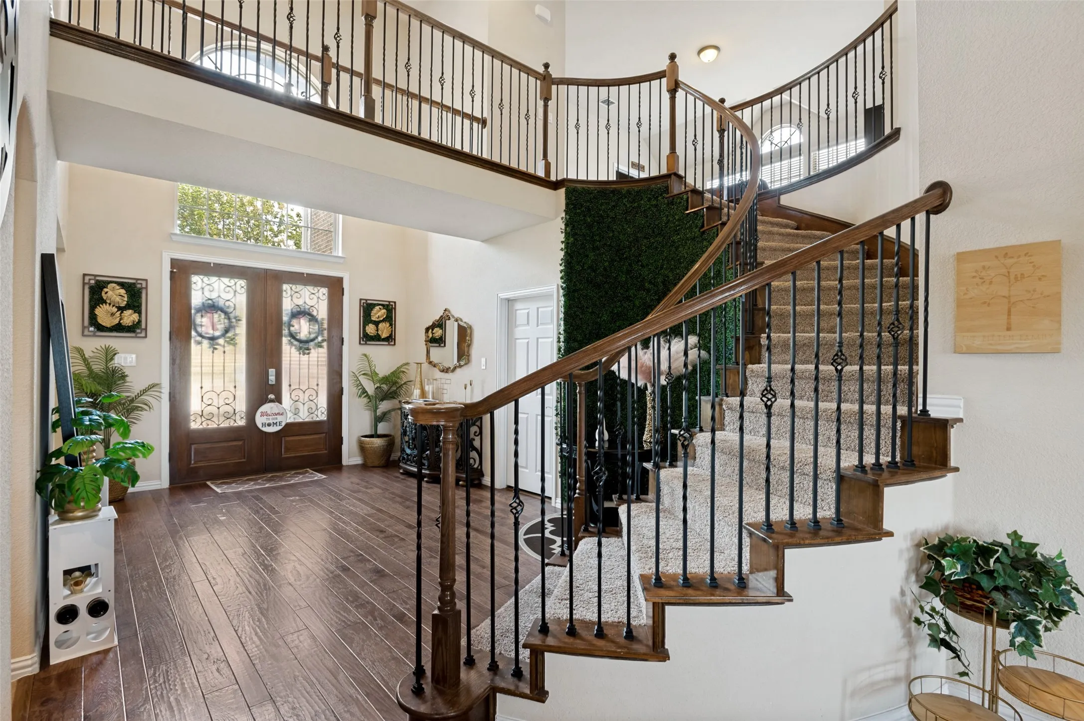Single Family Residence For Sale in Ellis County , 3022 Le Manns Street, Midlothian, Texas 76065, 5 Bedroom, 4 Bathroom, 3 Garage spaces, 4,177 Sqft, built in 2016, mls#21322155, Real Estate Agent in Midlothian, Homes For Sale in Ellis county, Homes For Sale in Midlothian, Realtor in Midlothian Texas, Real Estate Brokerage Independent Realty Texas, Luminita Cordes Realtor