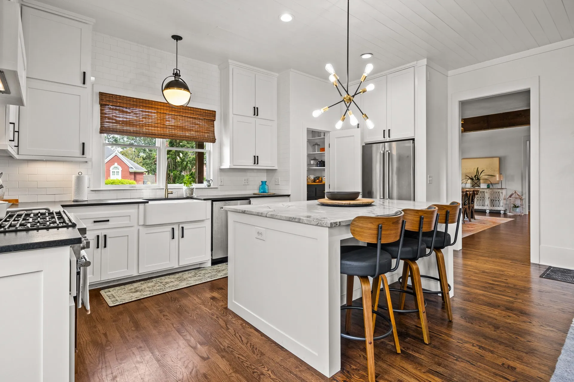 Single Family Residence For Sale in Titus County , 507 Greenhill Park Avenue, Mt Pleasant, Texas 75455, 4 Bedroom, 5 Bathroom, 2 Garage spaces, 5,248 Sqft, built in 1996, mls#21318691, Real Estate Agent in Mt Pleasant, Homes For Sale in Titus county, Homes For Sale in Mt Pleasant, Realtor in Mt Pleasant Texas, Real Estate Brokerage Independent Realty Texas, Luminita Cordes Realtor