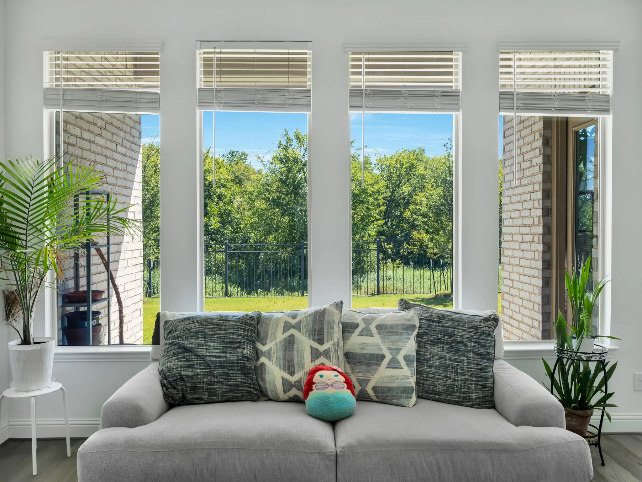 Single Family Residence For Rent in Denton County , 306 Dove Falls Drive, Argyle, Texas 76226, 3 Bedroom, 3 Bathroom, 2 Garage spaces, 2,736 Sqft, built in 2022, mls#21322175, Real Estate Agent in Argyle, Homes For Rent in Denton county, Homes For Rent in Argyle, Realtor in Argyle Texas, Real Estate Brokerage Independent Realty Texas, Luminita Cordes Realtor