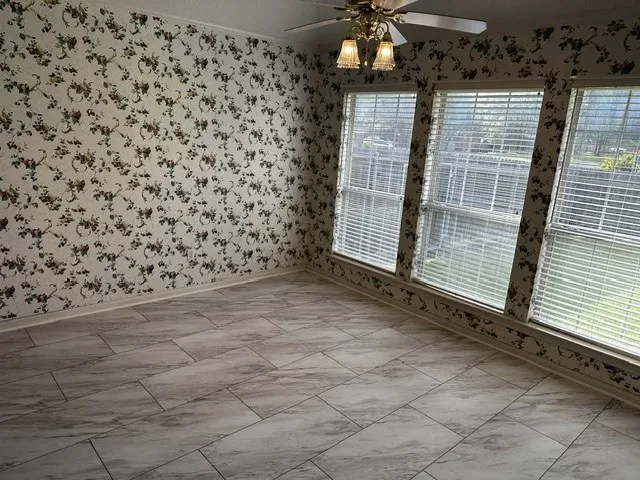 Single Family Residence For Sale in Mc Lennan County , 600 Durango Circle, Hewitt, Texas 76643, 3 Bedroom, 2 Bathroom, 2 Garage spaces, 1,828 Sqft, built in 2000, mls#21230376, Real Estate Agent in Hewitt, Homes For Sale in Mc Lennan county, Homes For Sale in Hewitt, Realtor in Hewitt Texas, Real Estate Brokerage Independent Realty Texas, Luminita Cordes Realtor