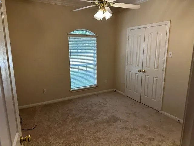 Single Family Residence For Sale in Mc Lennan County , 600 Durango Circle, Hewitt, Texas 76643, 3 Bedroom, 2 Bathroom, 2 Garage spaces, 1,828 Sqft, built in 2000, mls#21230376, Real Estate Agent in Hewitt, Homes For Sale in Mc Lennan county, Homes For Sale in Hewitt, Realtor in Hewitt Texas, Real Estate Brokerage Independent Realty Texas, Luminita Cordes Realtor