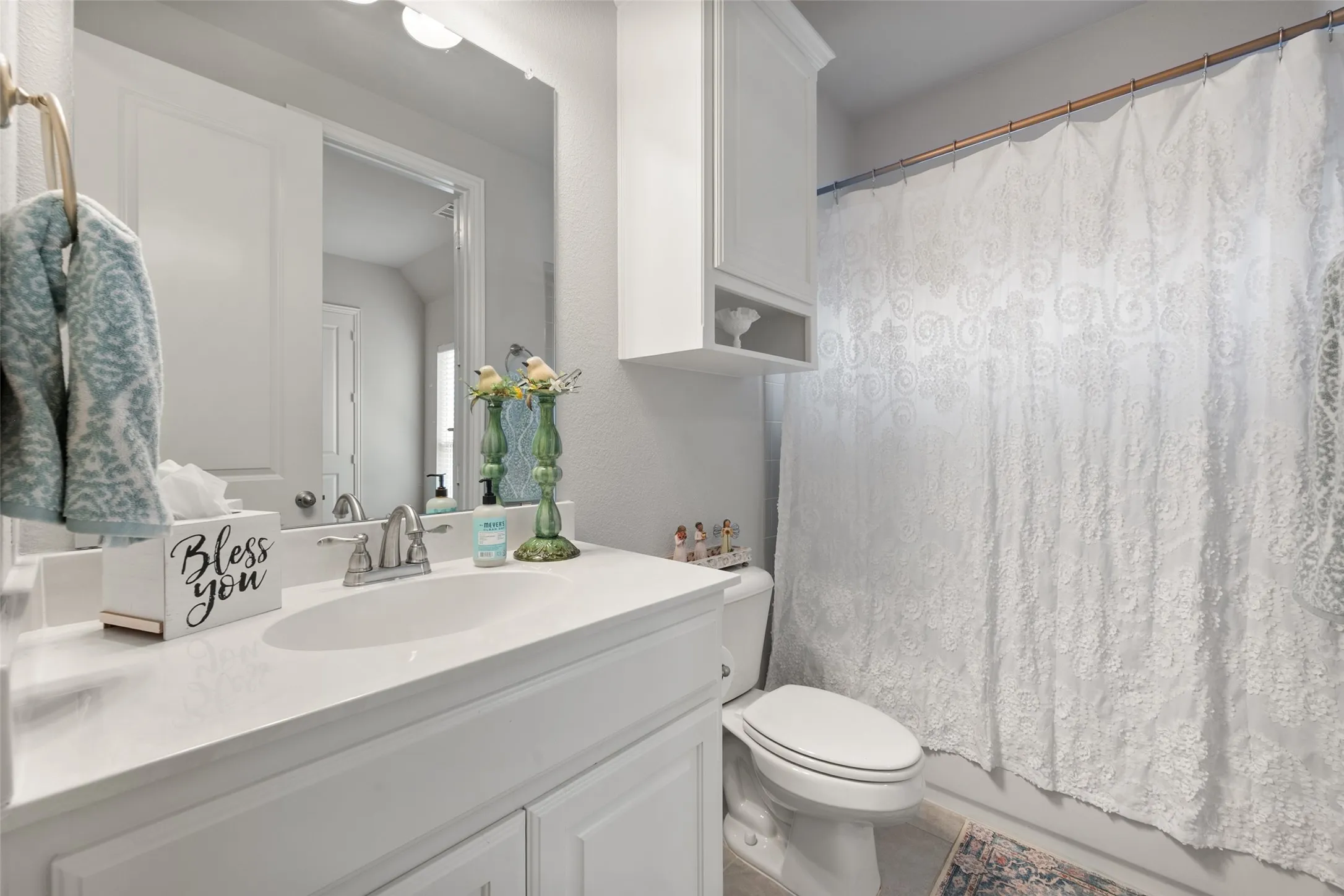 Single Family Residence For Sale in Tarrant County , 1921 Middleton Drive, Mansfield, Texas 76063, 4 Bedroom, 3 Bathroom, 2 Garage spaces, 2,921 Sqft, built in 2019, mls#21138456, Real Estate Agent in Mansfield, Homes For Sale in Tarrant county, Homes For Sale in Mansfield, Realtor in Mansfield Texas, Real Estate Brokerage Independent Realty Texas, Luminita Cordes Realtor