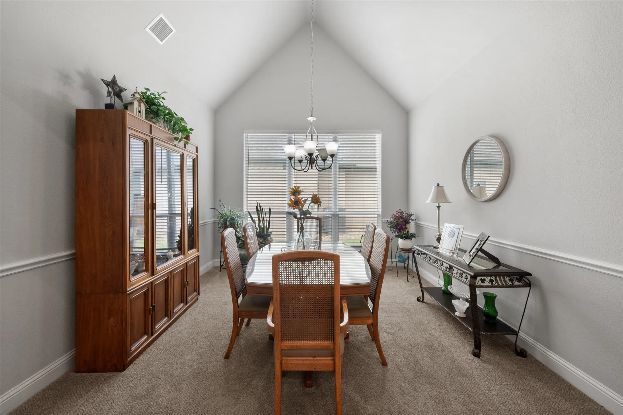 Single Family Residence For Sale in Tarrant County , 1921 Middleton Drive, Mansfield, Texas 76063, 4 Bedroom, 3 Bathroom, 2 Garage spaces, 2,921 Sqft, built in 2019, mls#21138456, Real Estate Agent in Mansfield, Homes For Sale in Tarrant county, Homes For Sale in Mansfield, Realtor in Mansfield Texas, Real Estate Brokerage Independent Realty Texas, Luminita Cordes Realtor