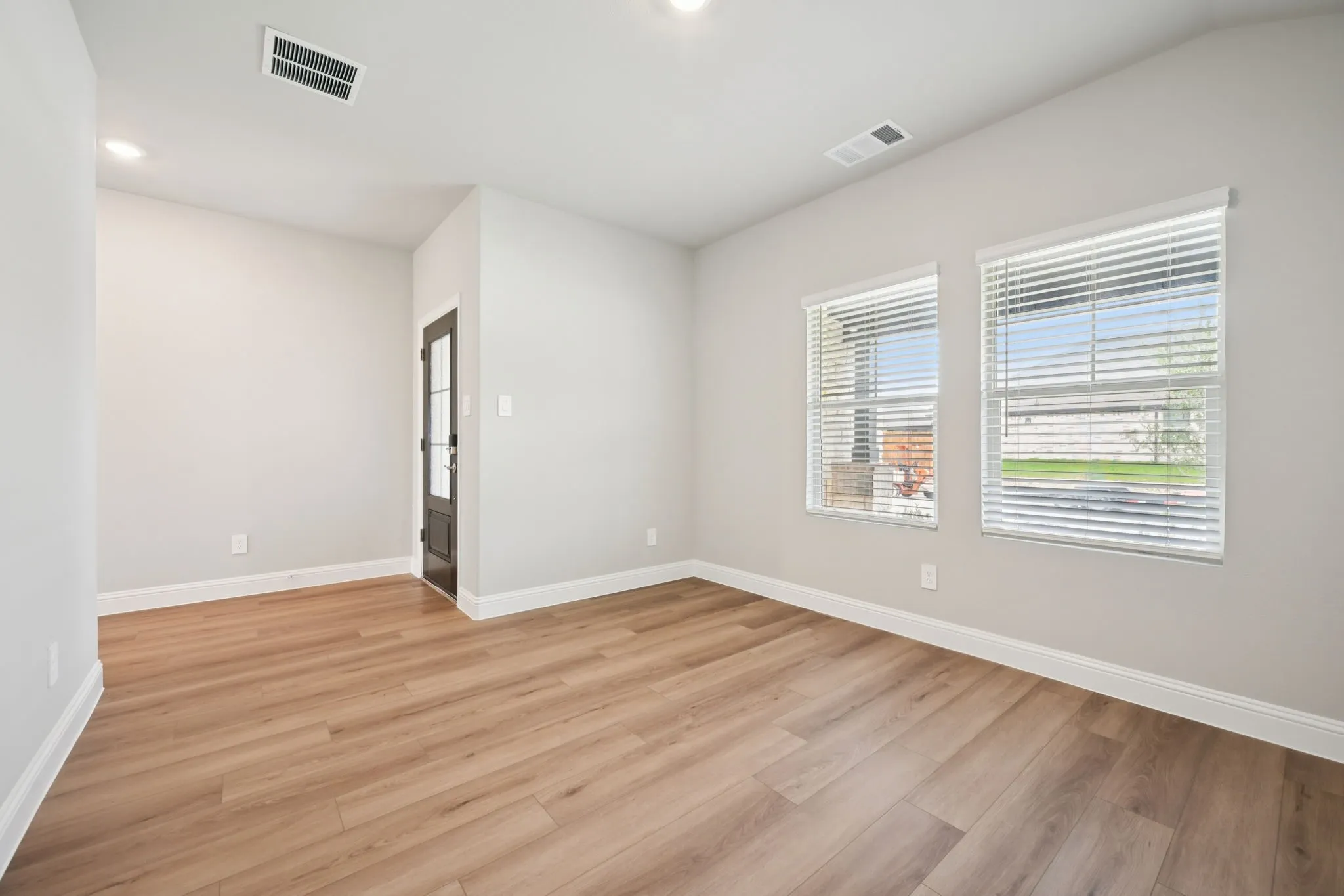 Photo is not of the actual home, but is an inspirational photo of builder’s model home and may depict options, furnishings, and/or decorator features that are not included.