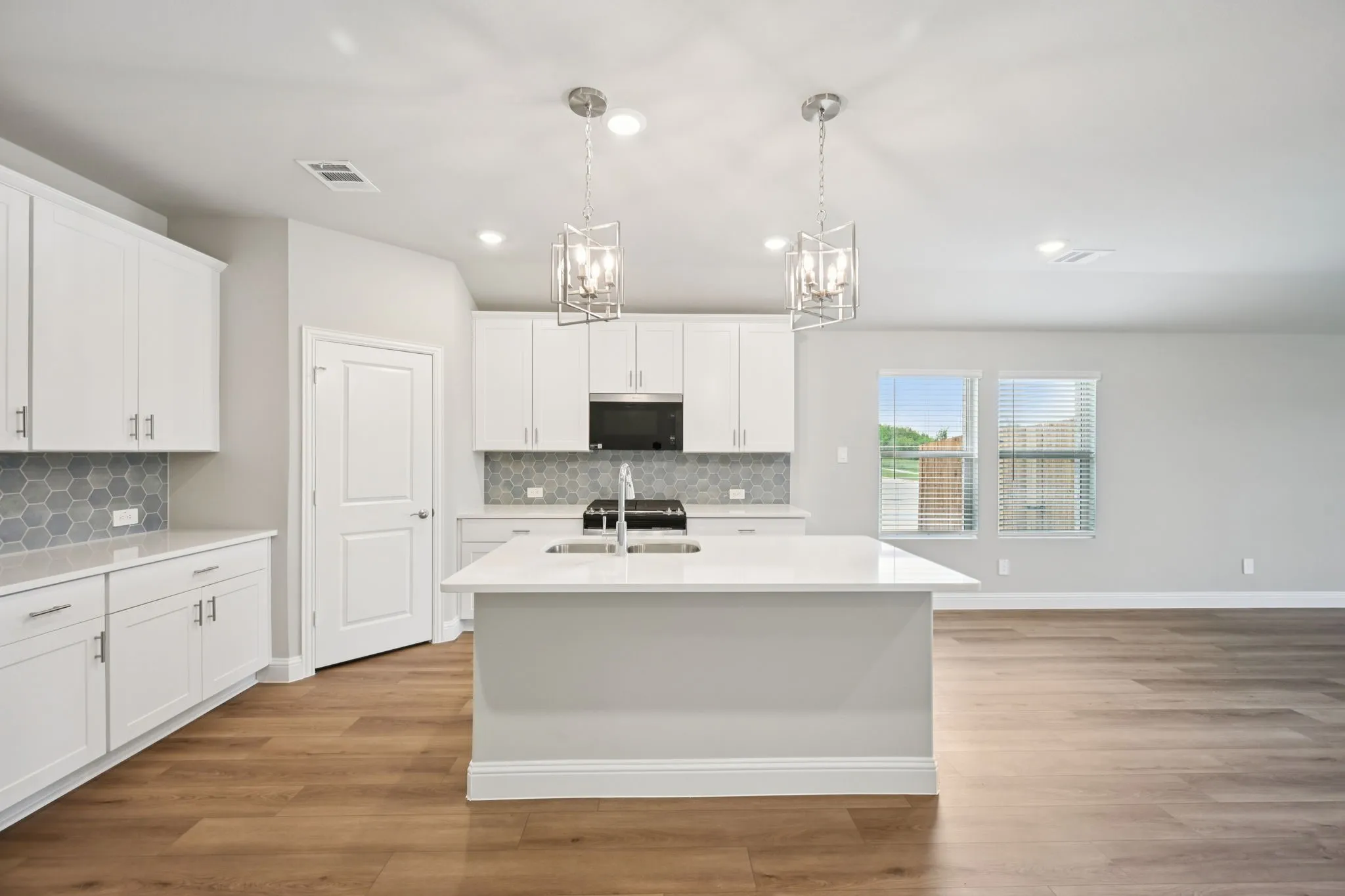 Photo is not of the actual home, but is an inspirational photo of builder’s model home and may depict options, furnishings, and/or decorator features that are not included.